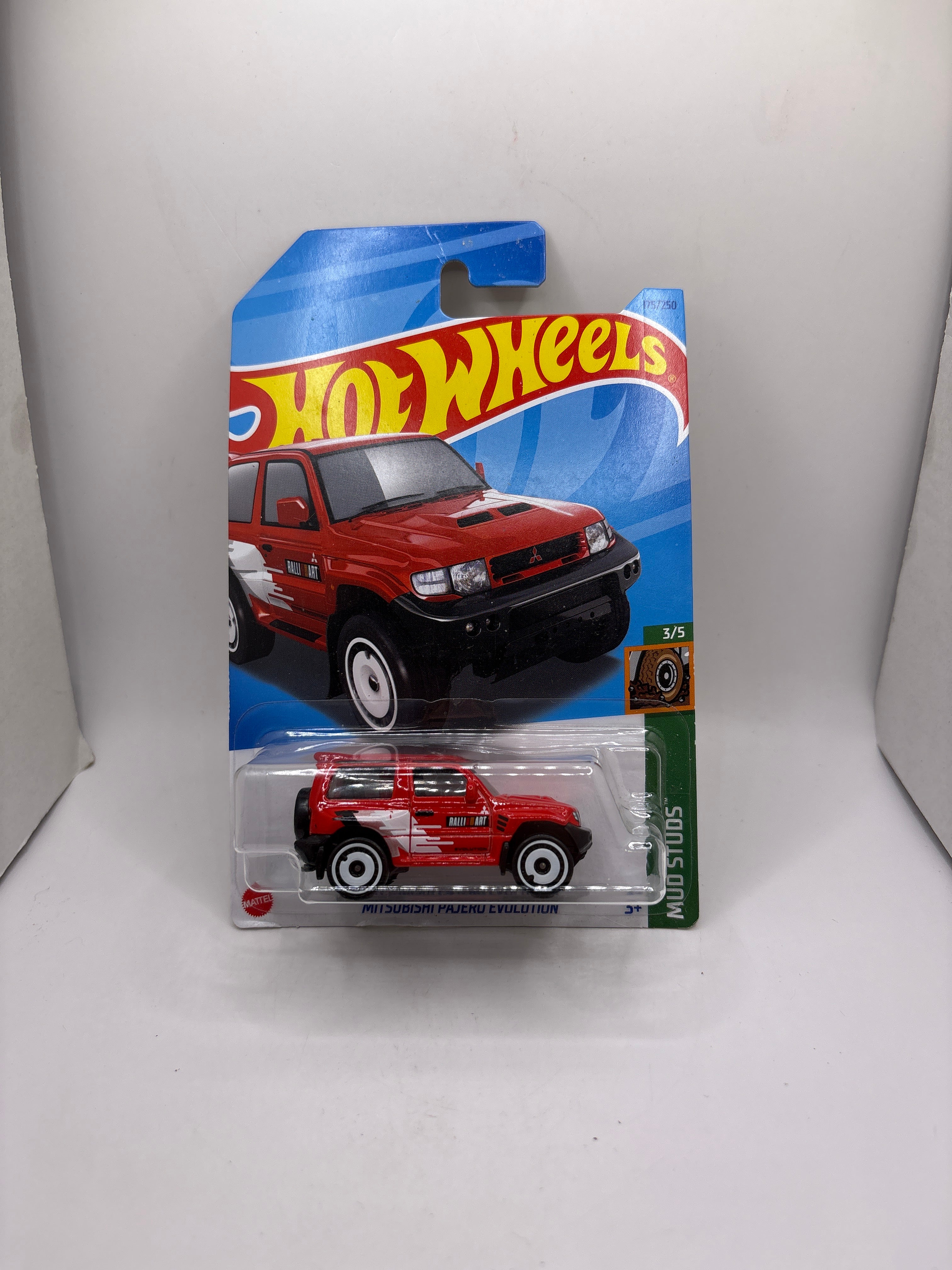Hot Wheels Mitsubishi Pajero Evolution Diecast
