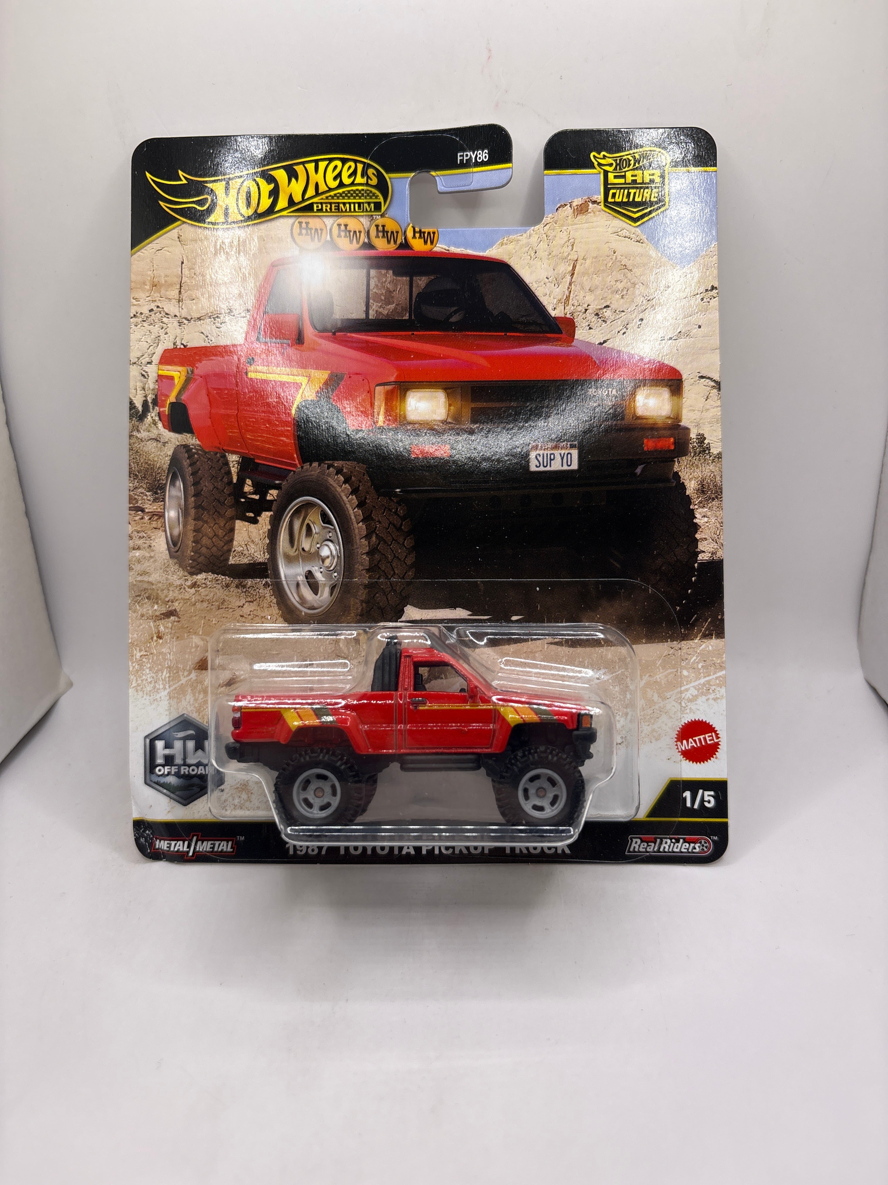 Hot Wheels 1987 Toyota Pickup Truck Diecast