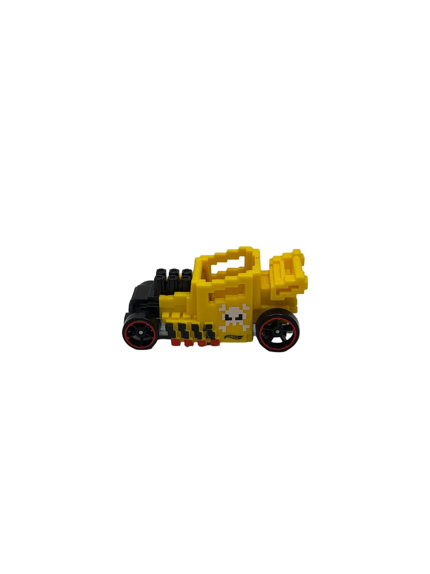 Hot Wheels Pixel Shaker Diecast yellow