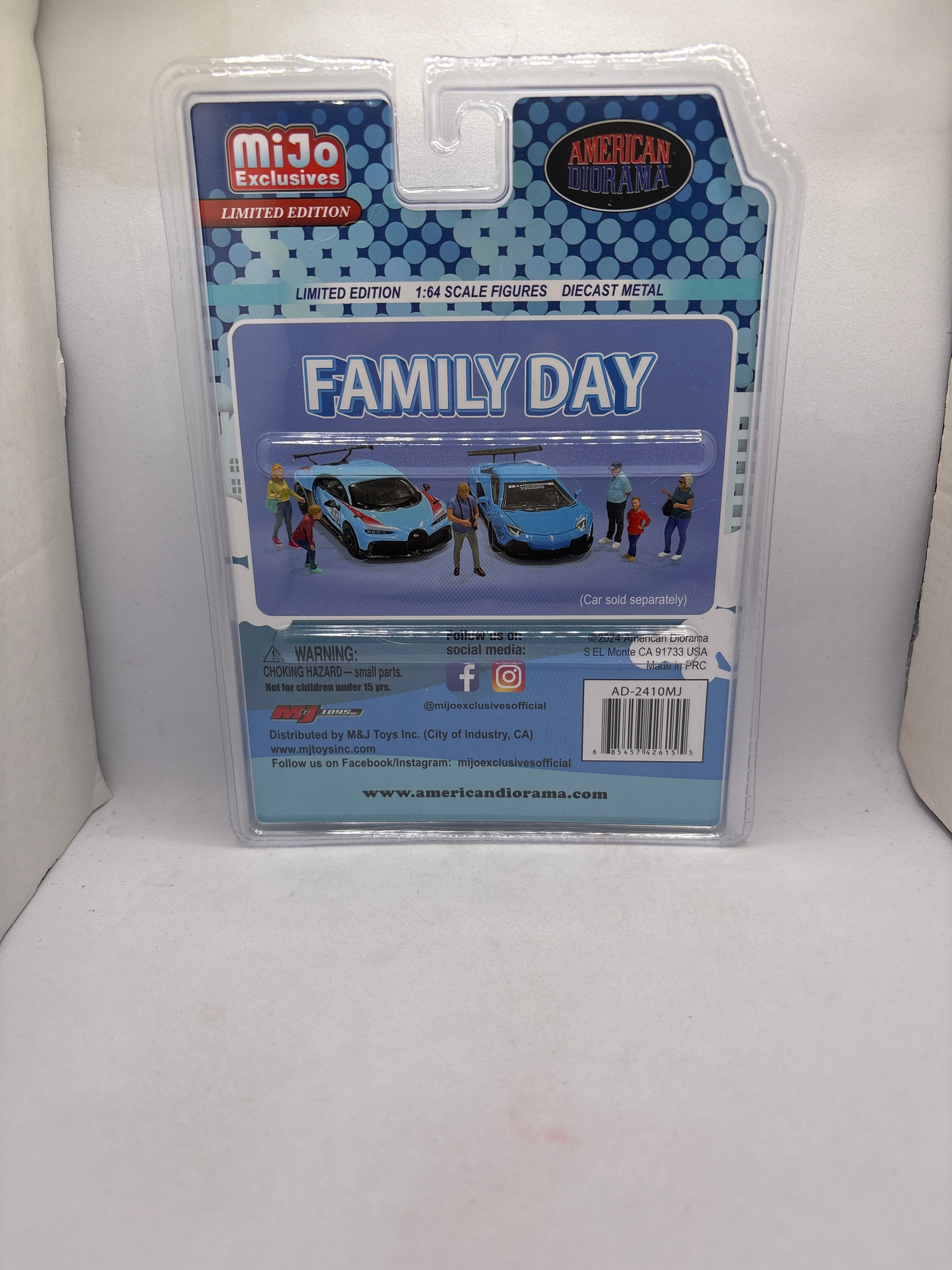 American Diorama Family Day Diecast