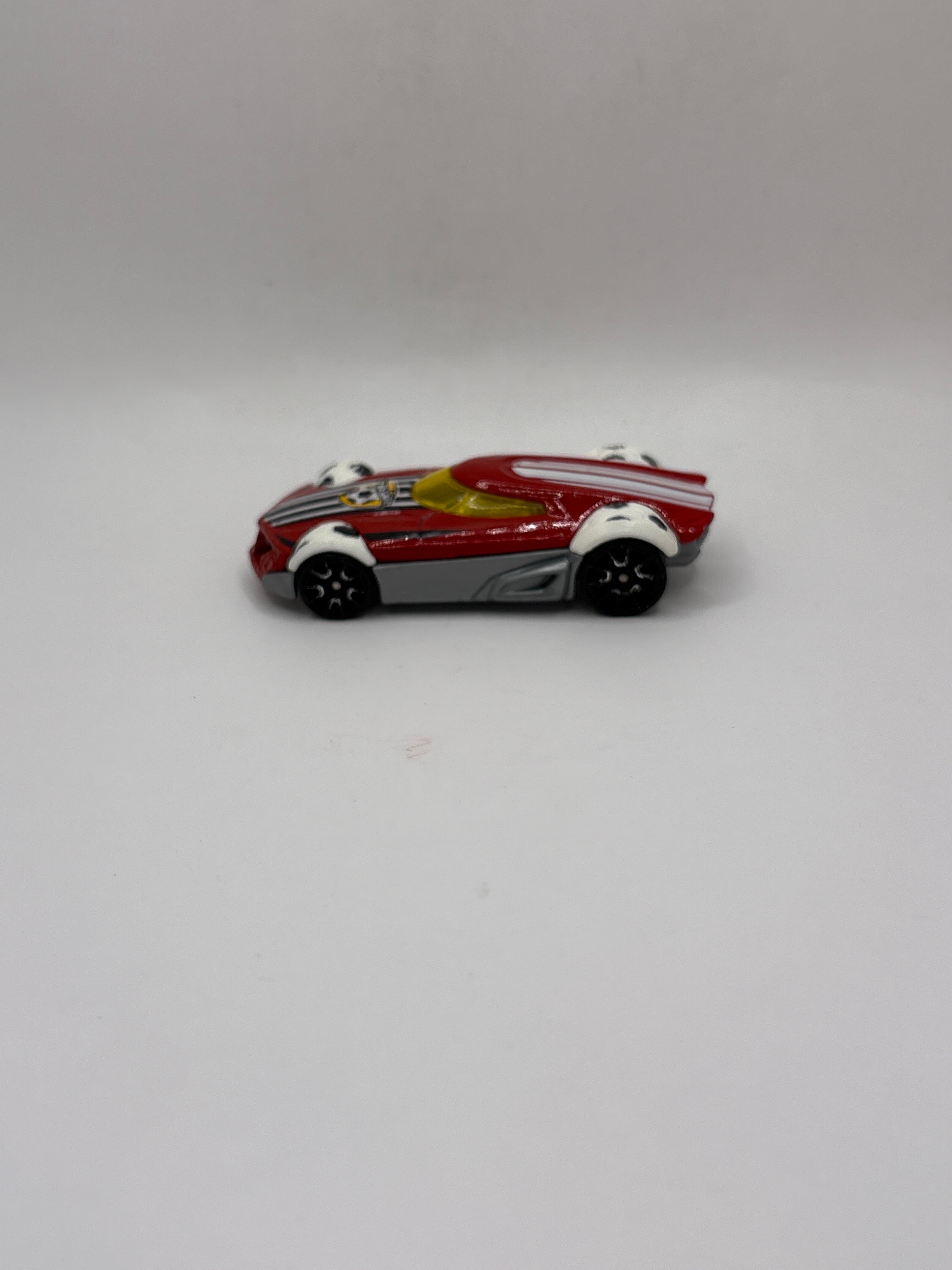 Hot Wheels BDD12 Diecast
