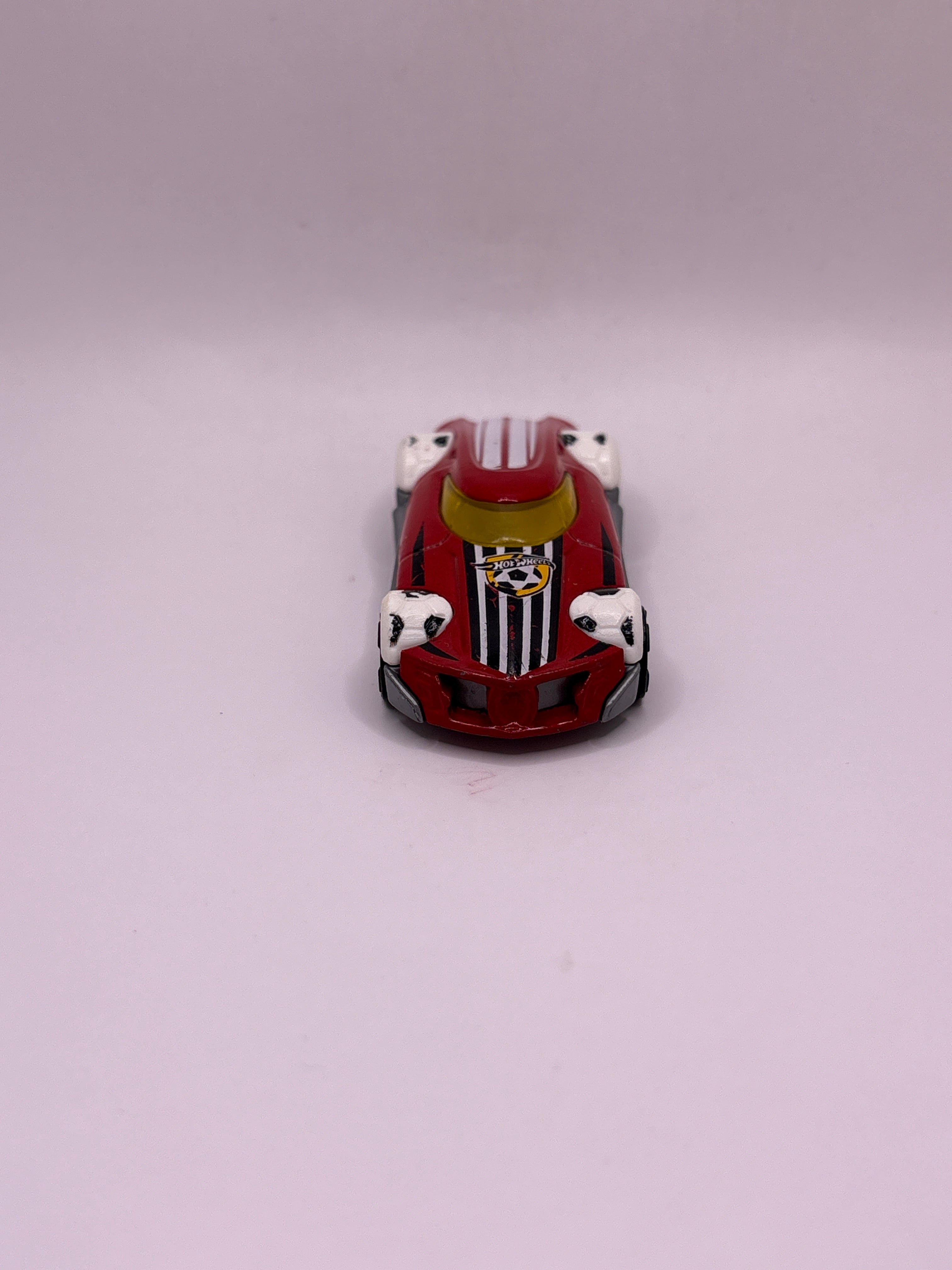 Hot Wheels BDD12 Diecast