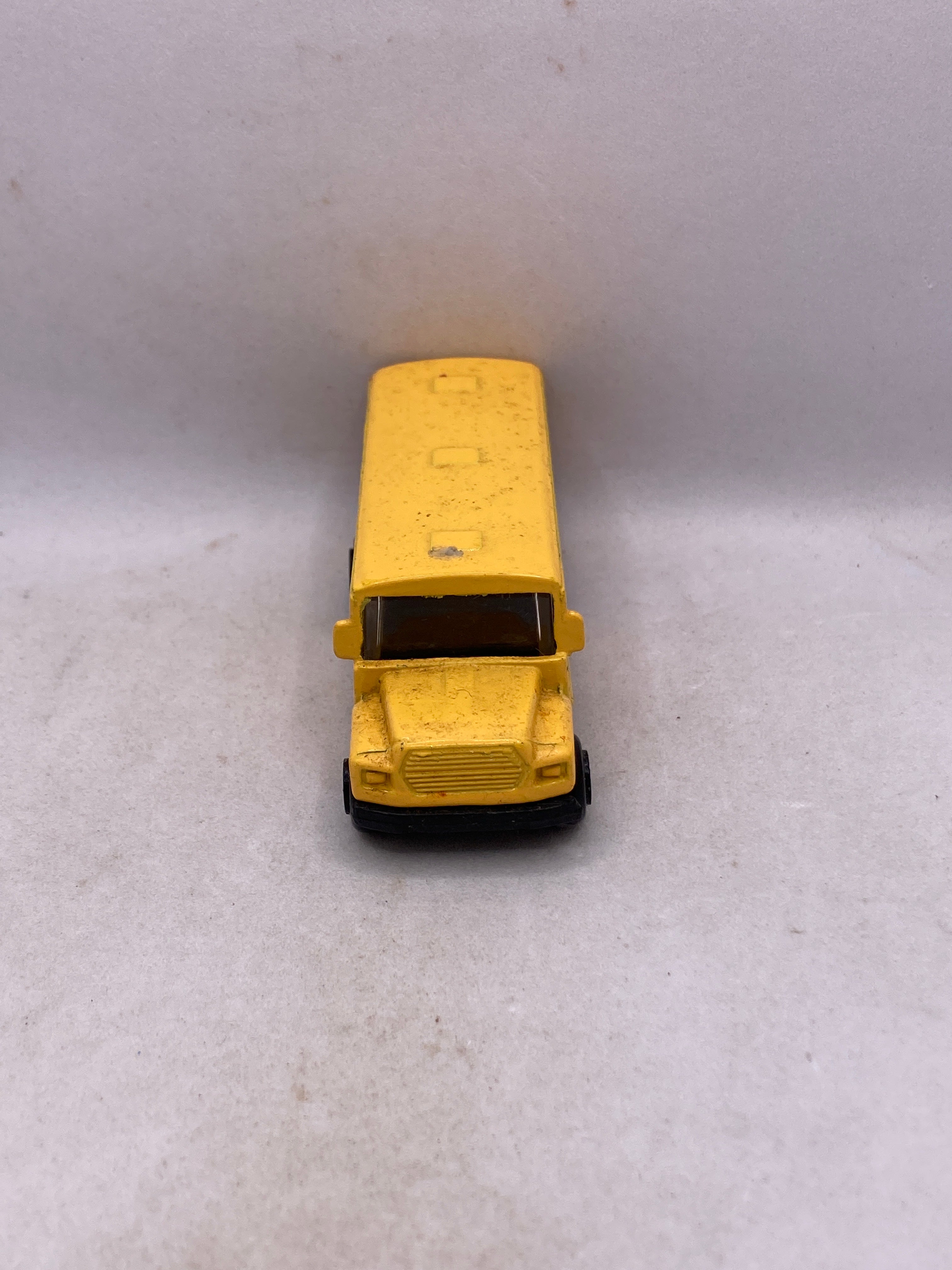 Maisto School Bus Diecast