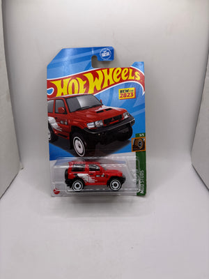 Hot Wheels Mitsubishi Pajero Evolution Diecast