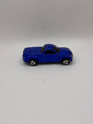 Maisto 2000 Chevrolet SSR Concept Diecast