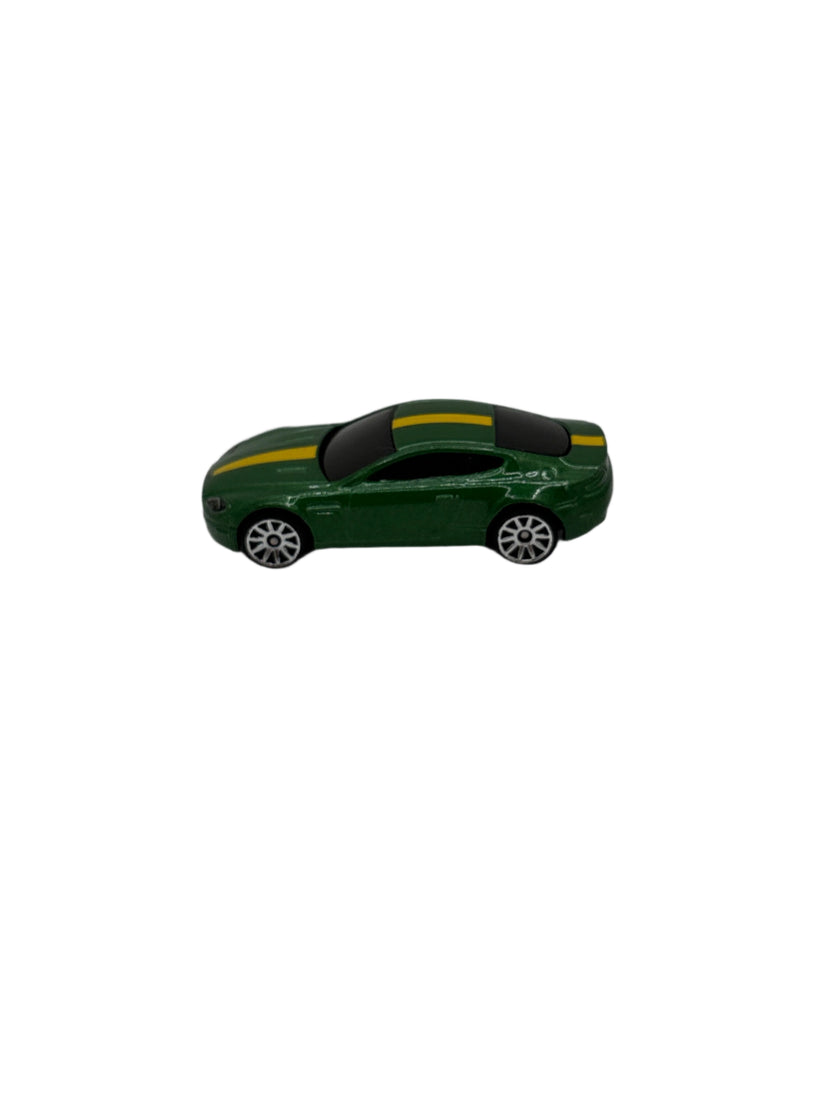 Hot Wheels Aston Martin V8 Vantage Diecast