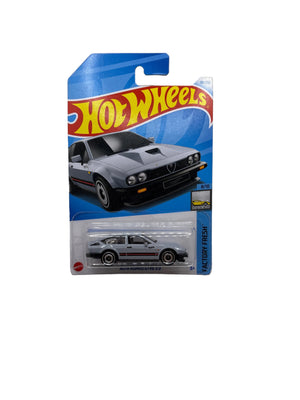 Hot Wheels Alfa Romeo GTV6 3.0 Diecast