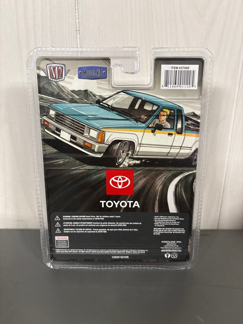M2 1985 Toyota Truck Diecast blue