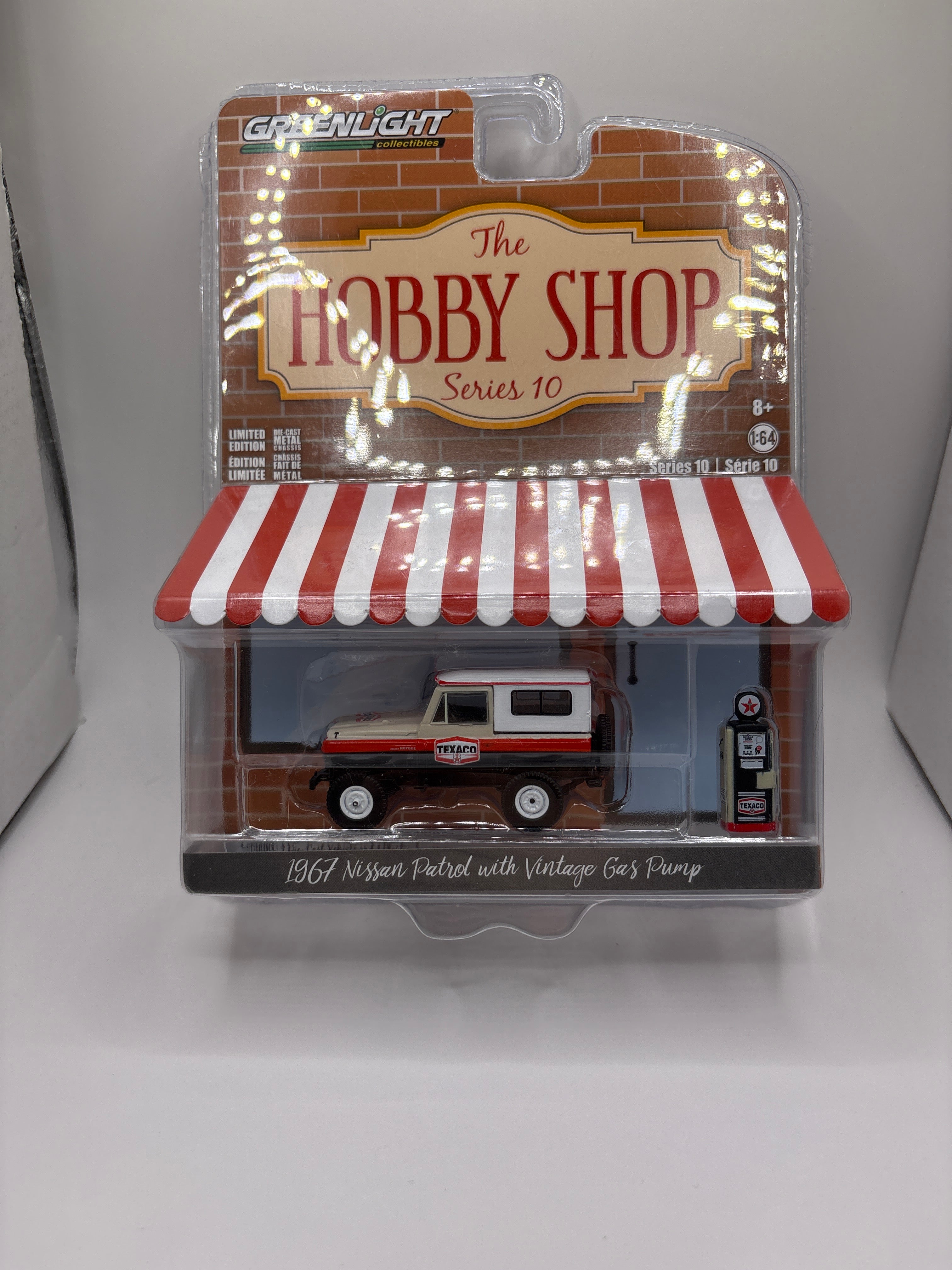 Greenlight 1967 Nissan Patrol With Vintage Gas Pump Diecast