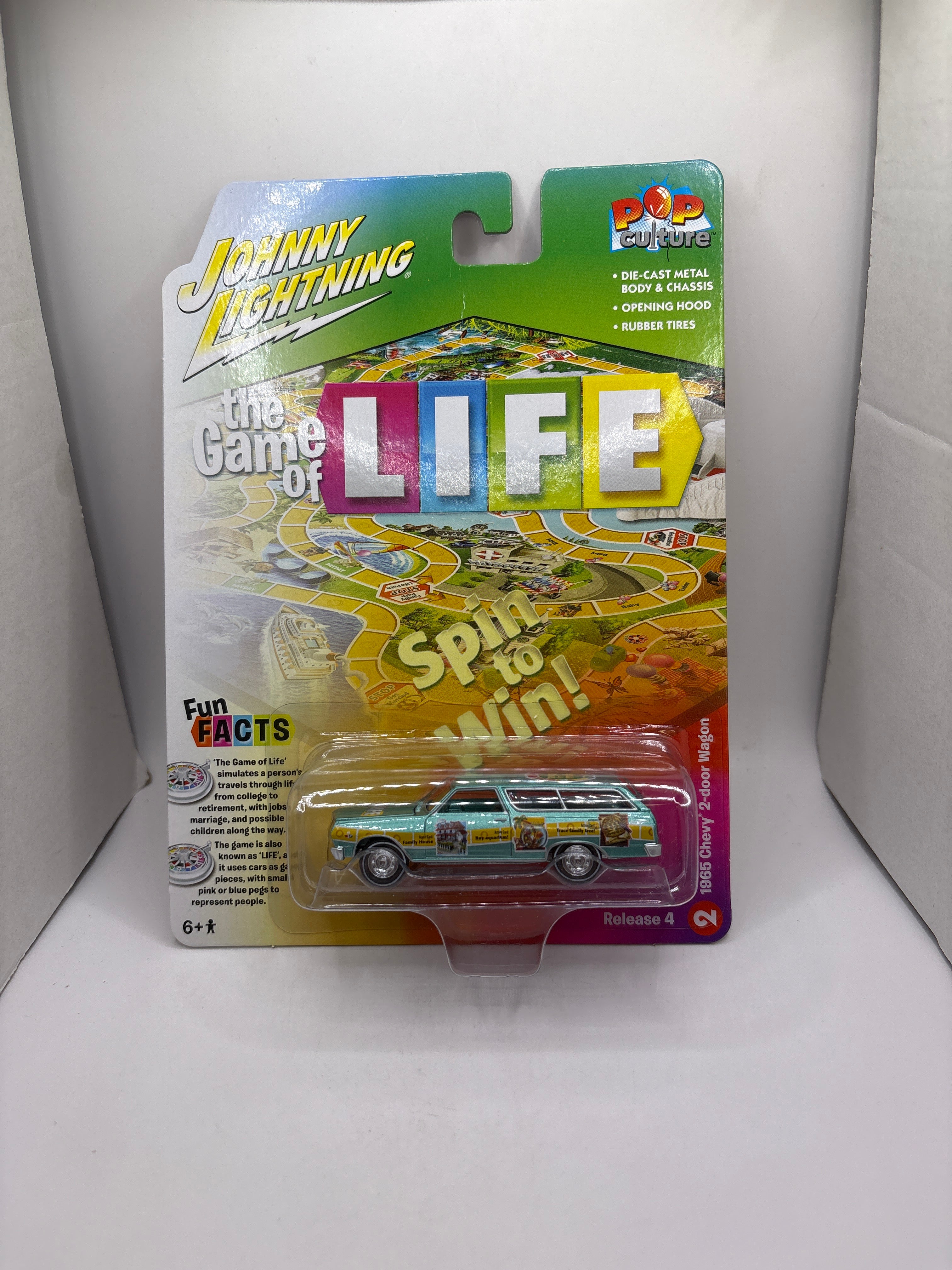 Johnny Lightning 1965 Chevy 2-Door Wagon Diecast