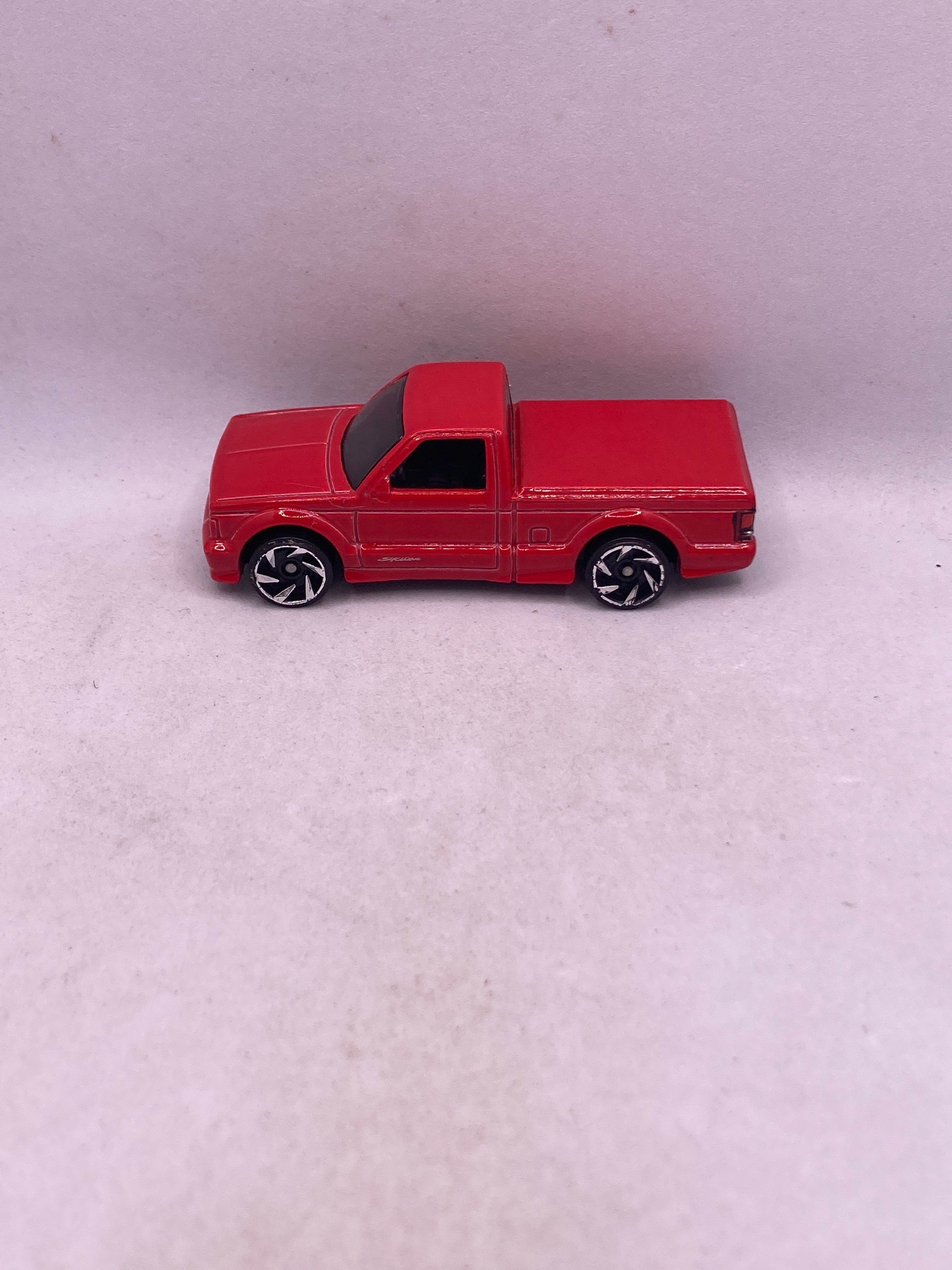 Hot Wheels 1991 GMC Syclone Diecast