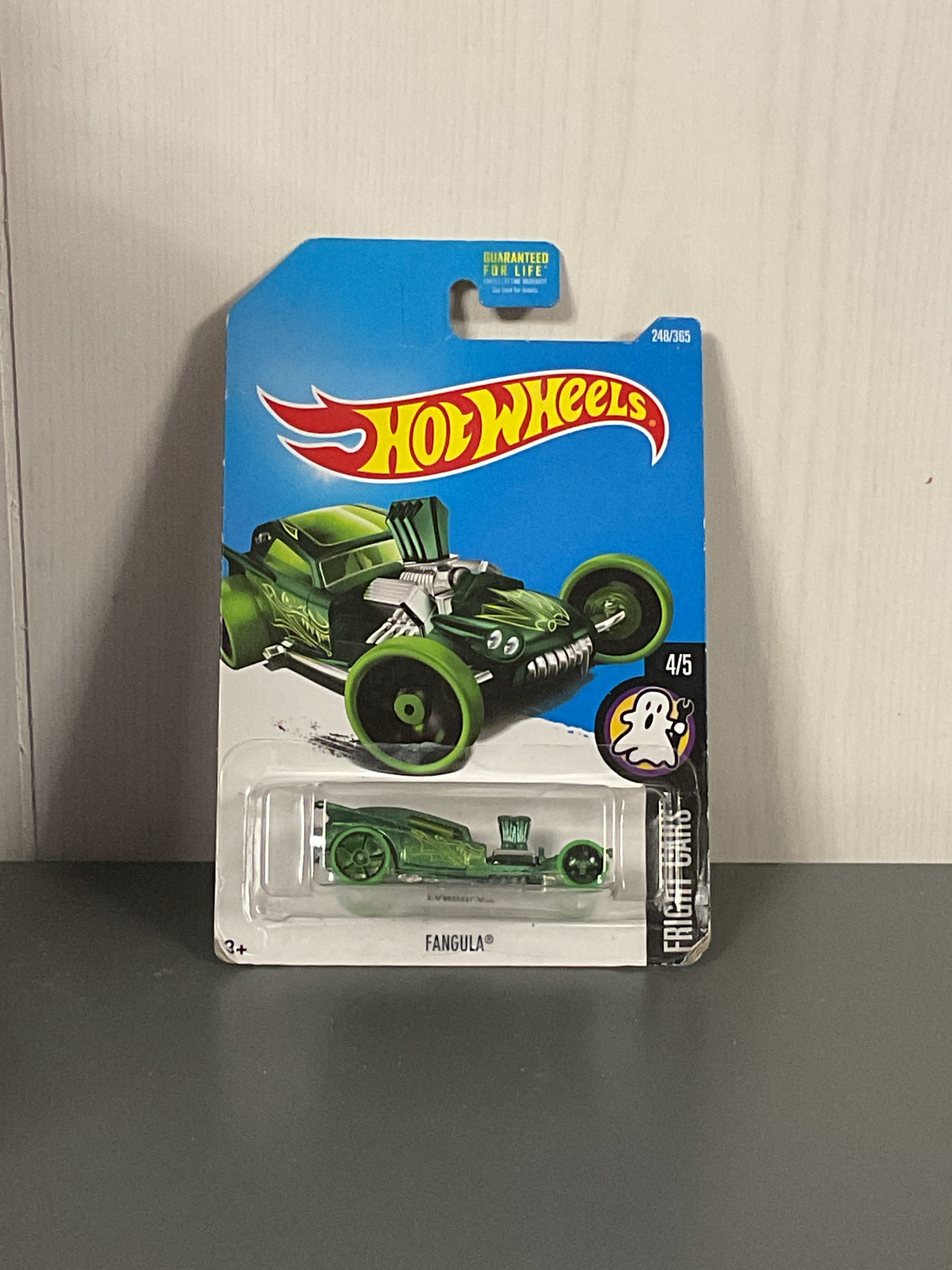 Hot Wheels Fangula Diecast Green
