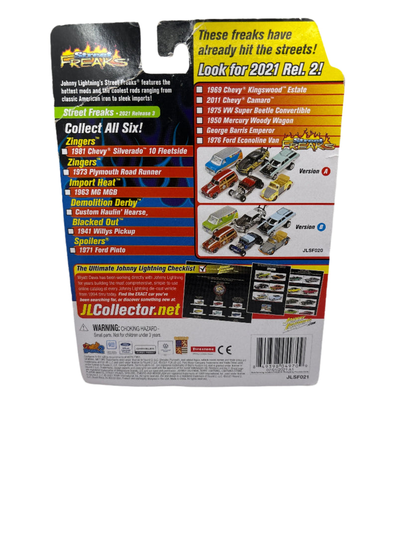 Johnny Lightning 1971 Pinto Diecast