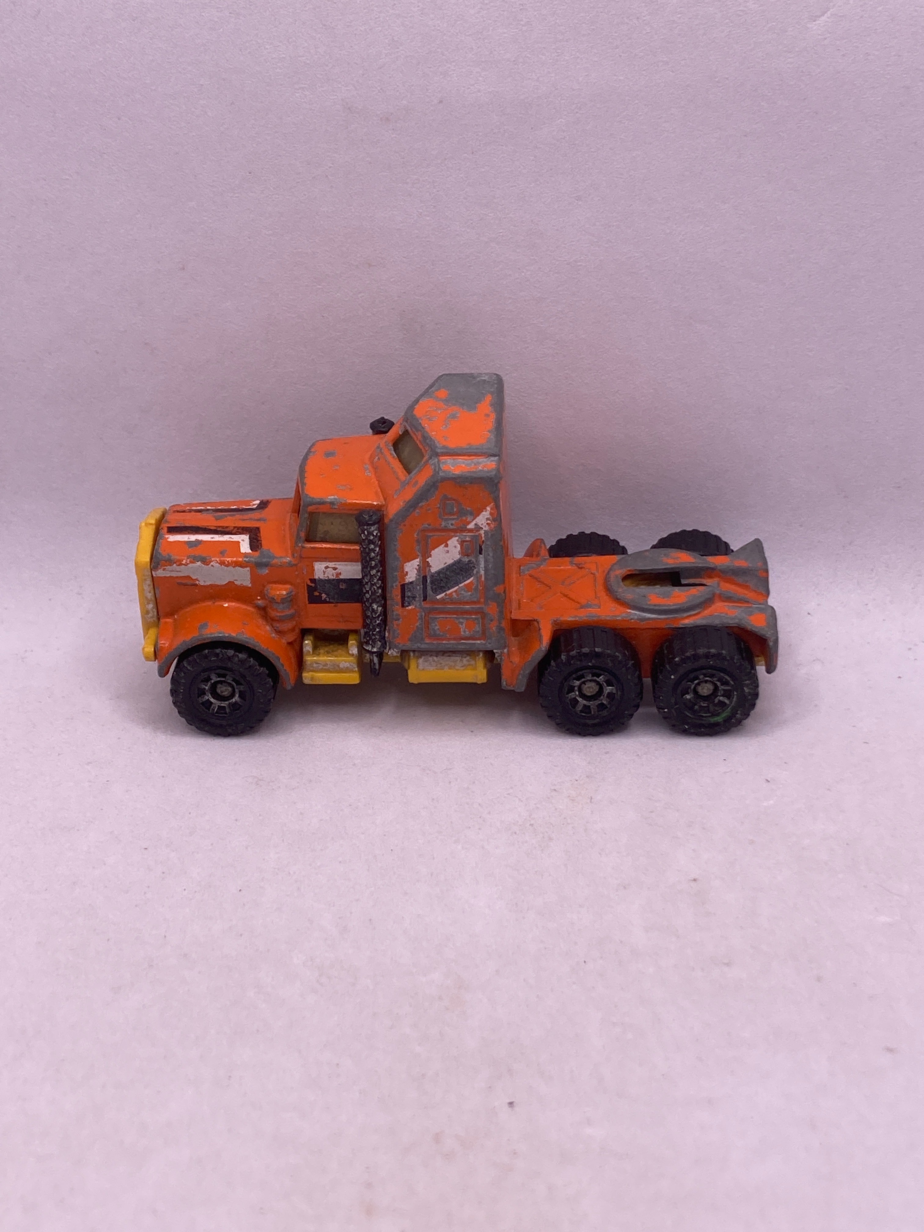 Matchbox Kenworth Aerodyne Diecast