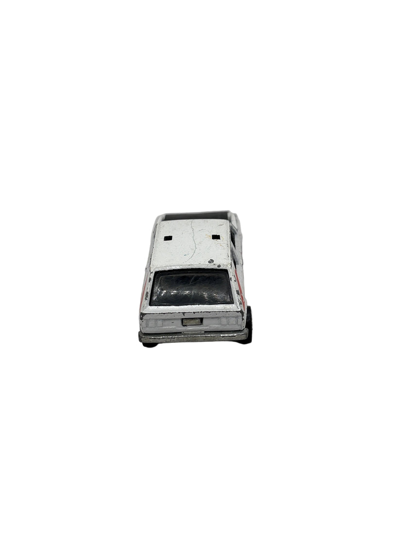 Hot Wheels Hare Splitter Diecast white