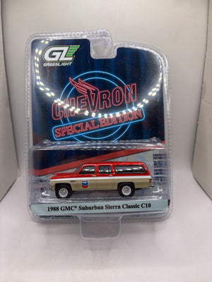 Greenlight 1988 GMC Suburban Sierra Classic C10 Diecast red