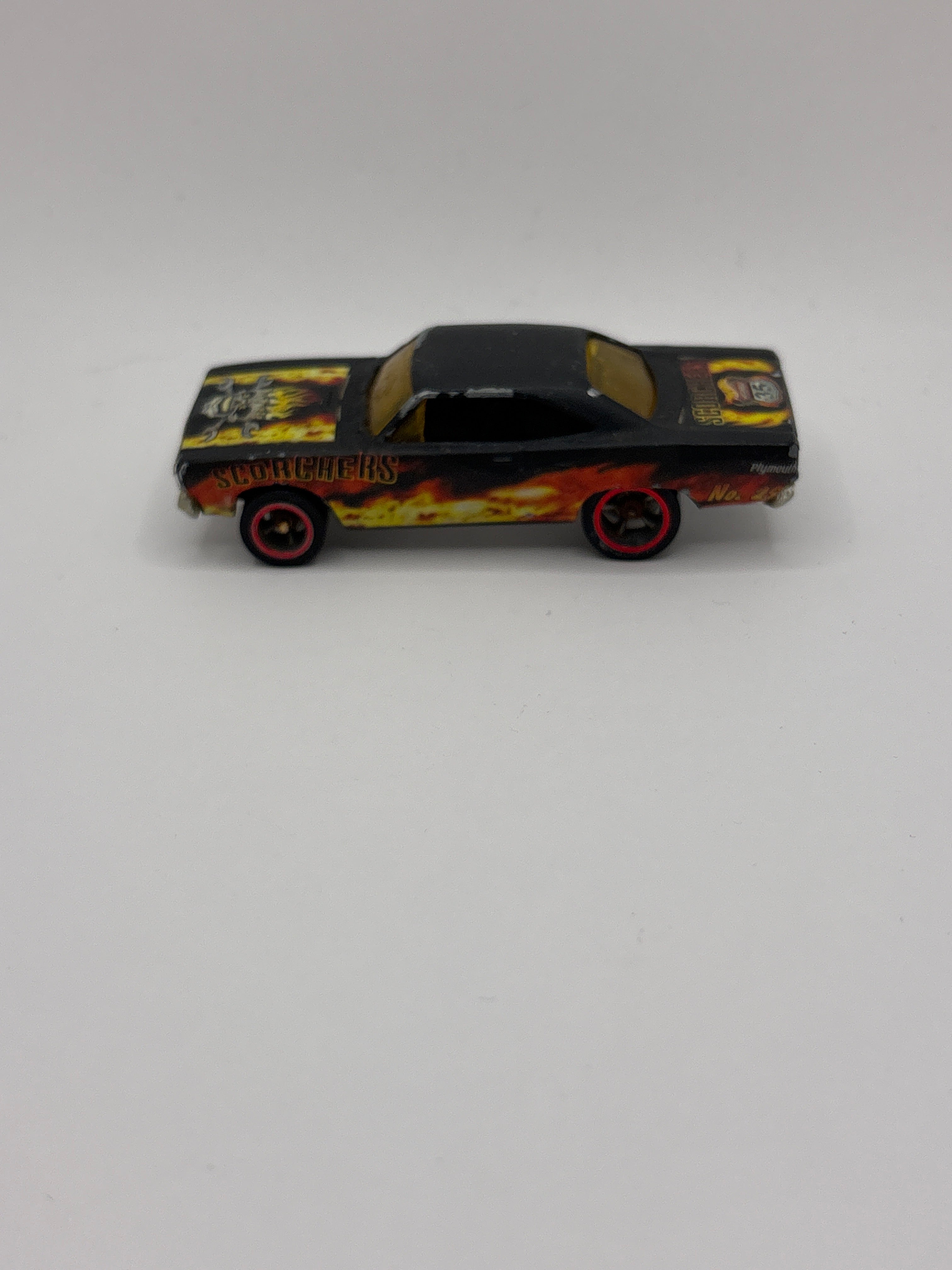 Hot Wheels 70 Roadrunner Diecast