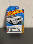 Hot Wheels 94 Audi Avant RS2 Diecast white