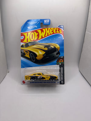 Hot Wheels Aston Martin DB4GT High-Speed Edition Diecast yellow
