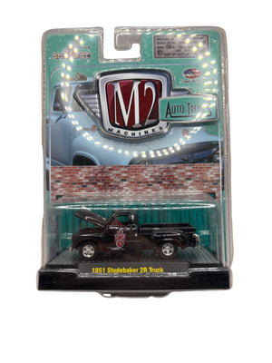 M2 1951 Studebaker 2R Truck Diecast black