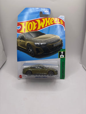 Hot Wheels Audi RS E-Tron GT Diecast