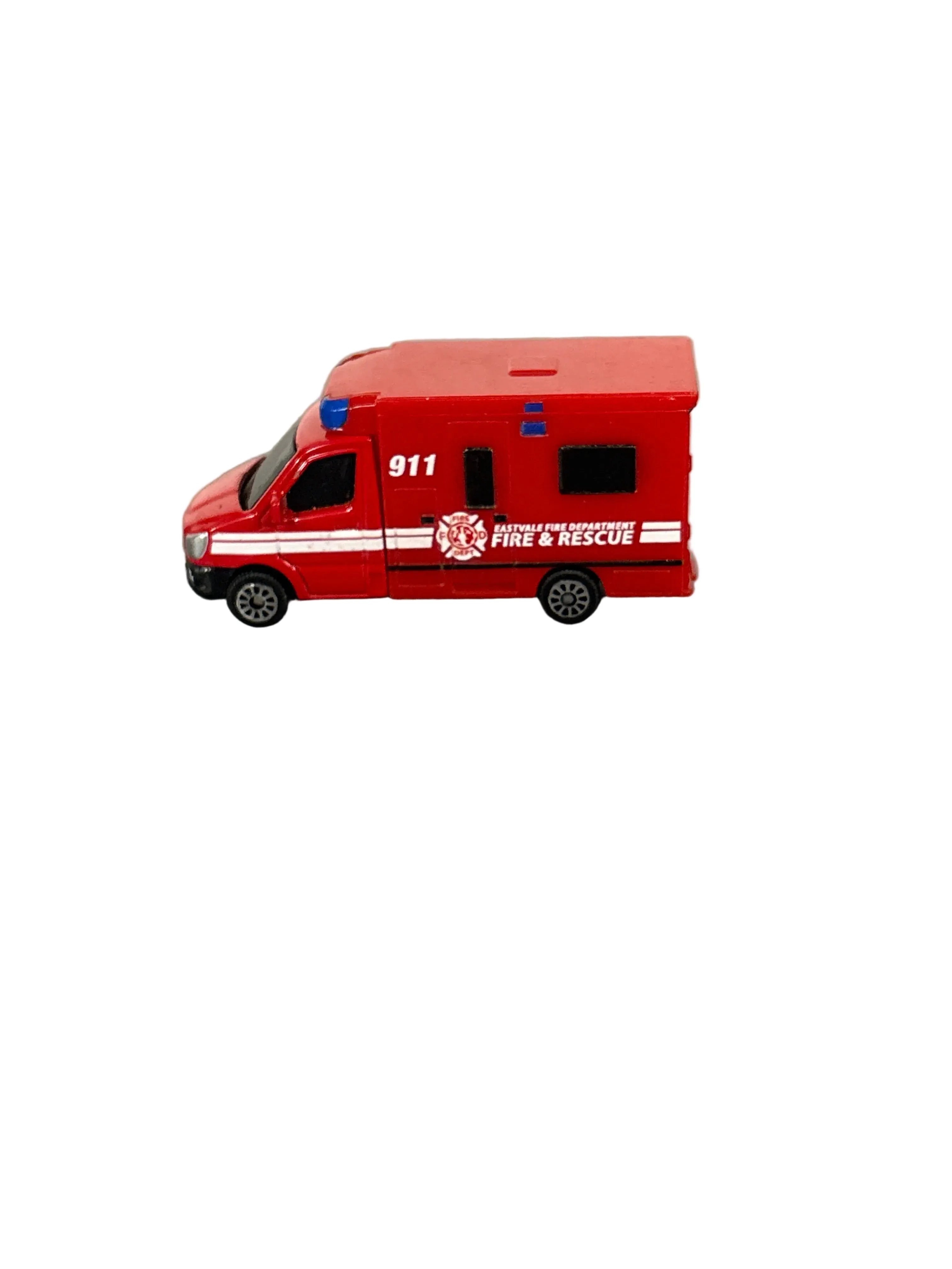 Maisto Ambulance Diecast