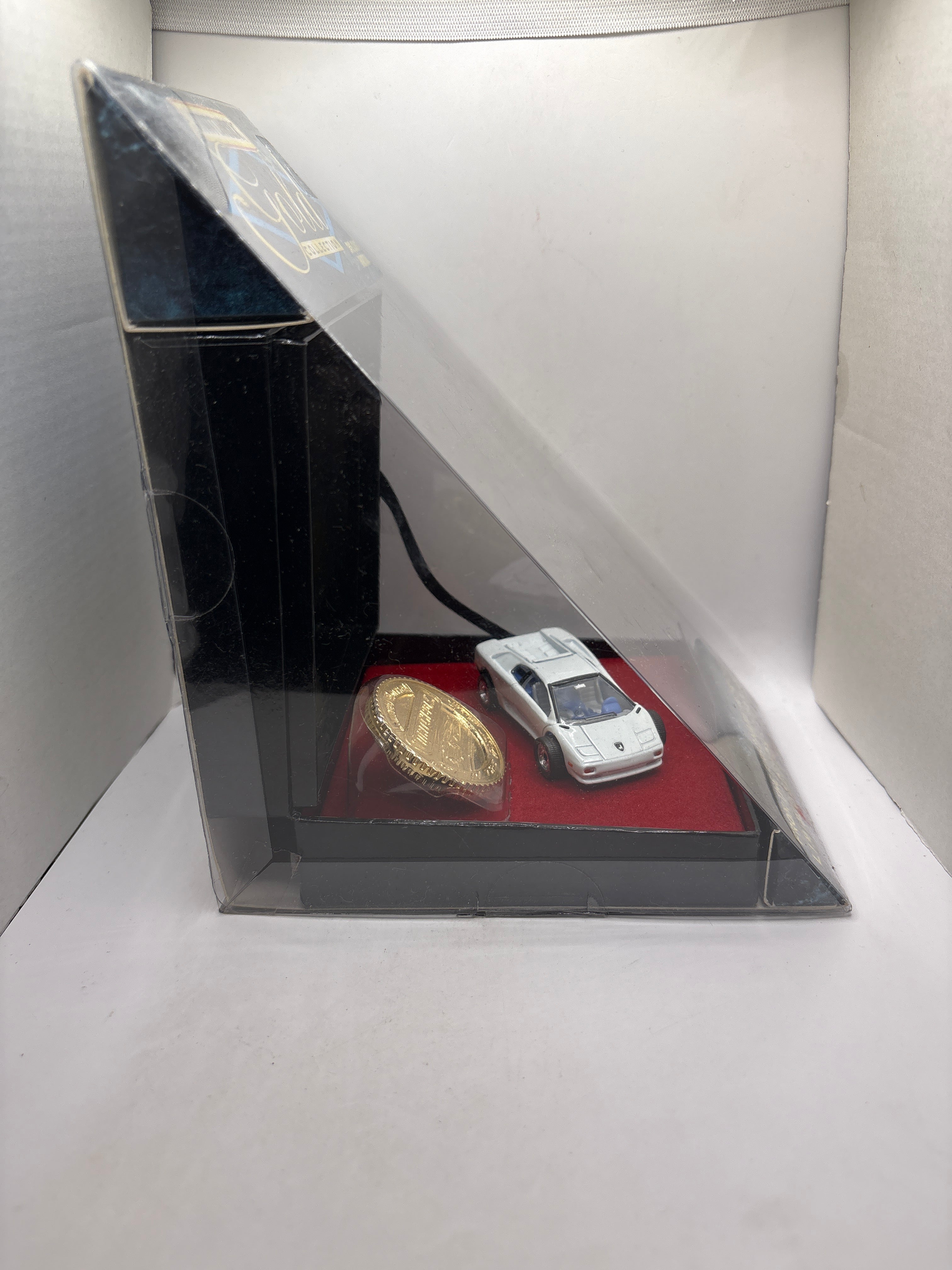 Matchbox Lamborghini Diablo Diecast white