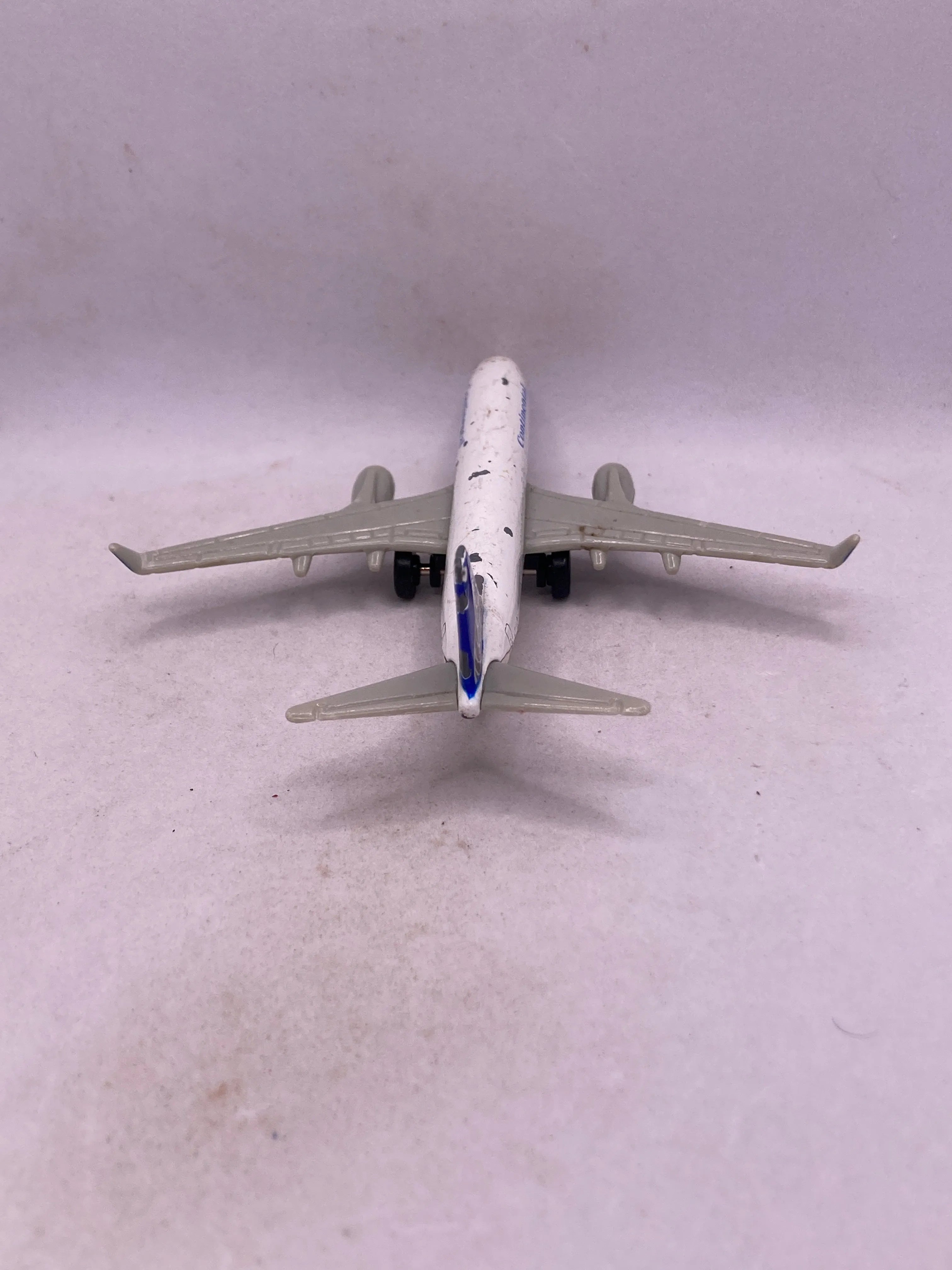 Matchbox Boeing 737-800 Diecast