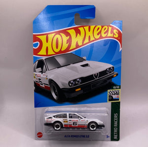 Hot Wheels Alfa Romeo GTV6 3.0