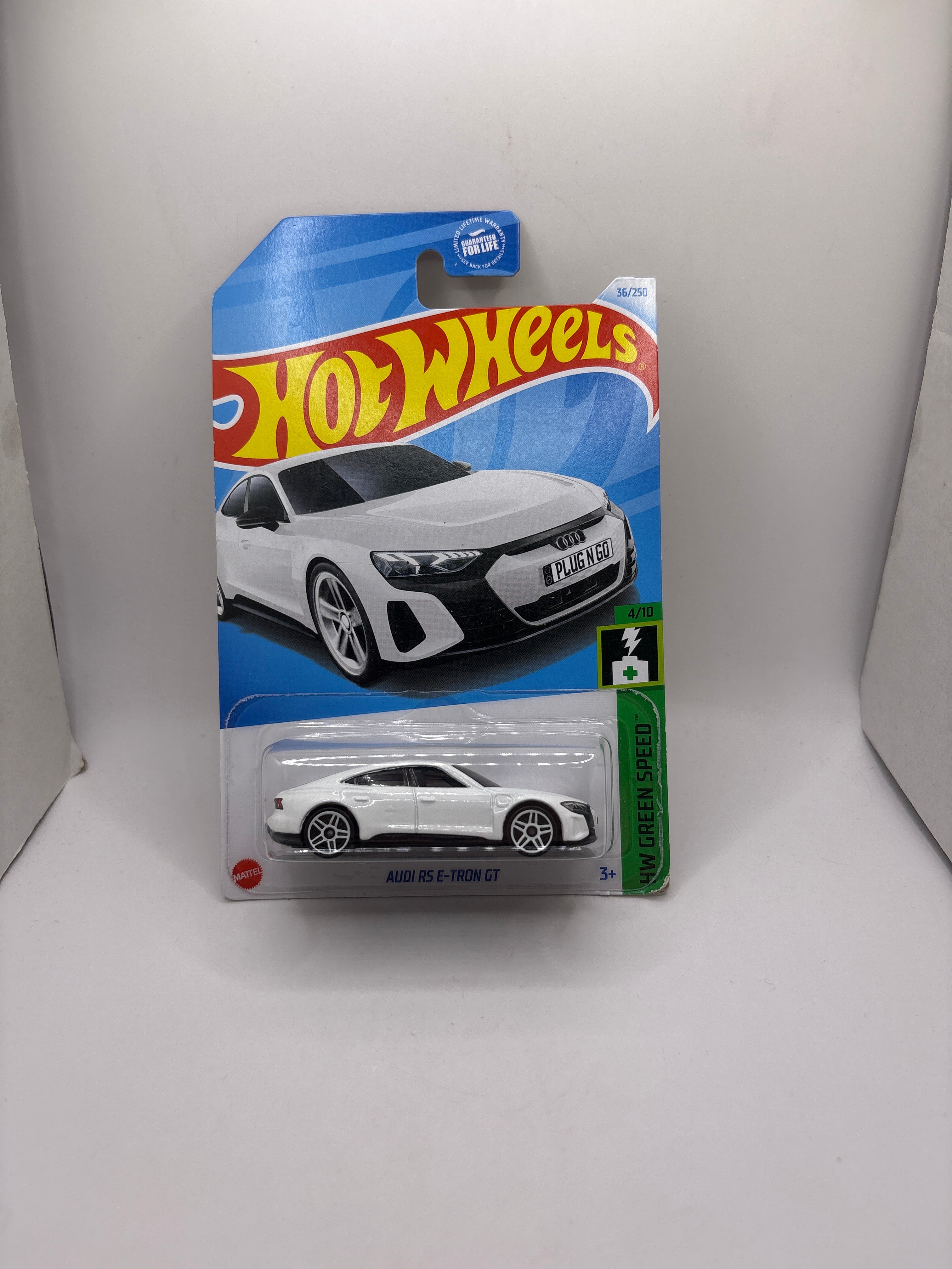 Hot Wheels Audi RS E-Tron GT Diecast white