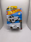Hot Wheels La Liebre Diecast