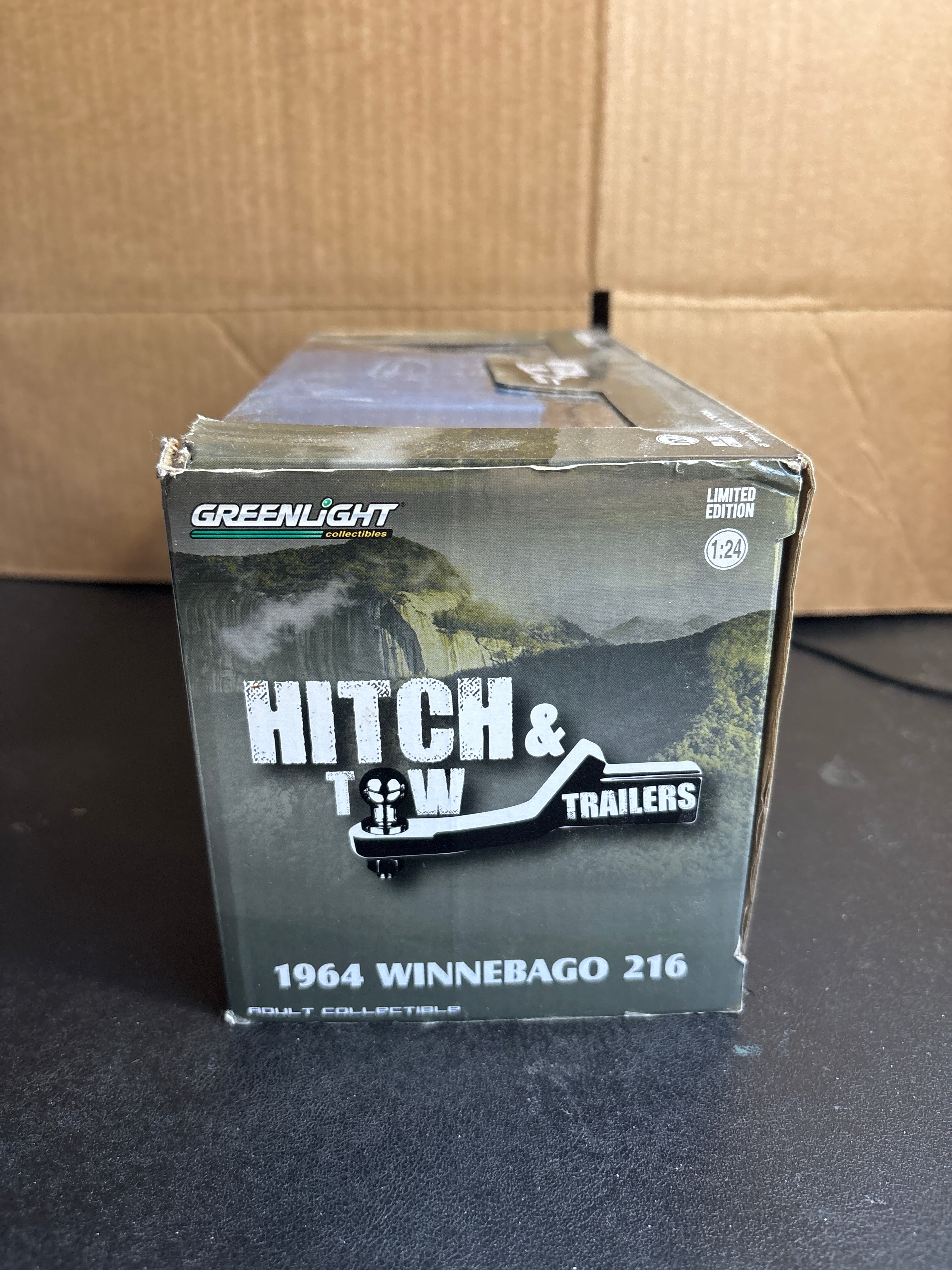 Greenlight 1964 Winnebago 216 Diecast