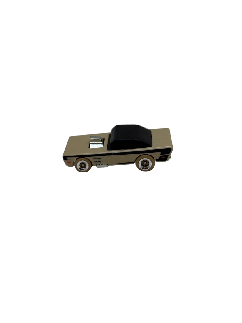 Hot Wheels Small Bloc Diecast beige