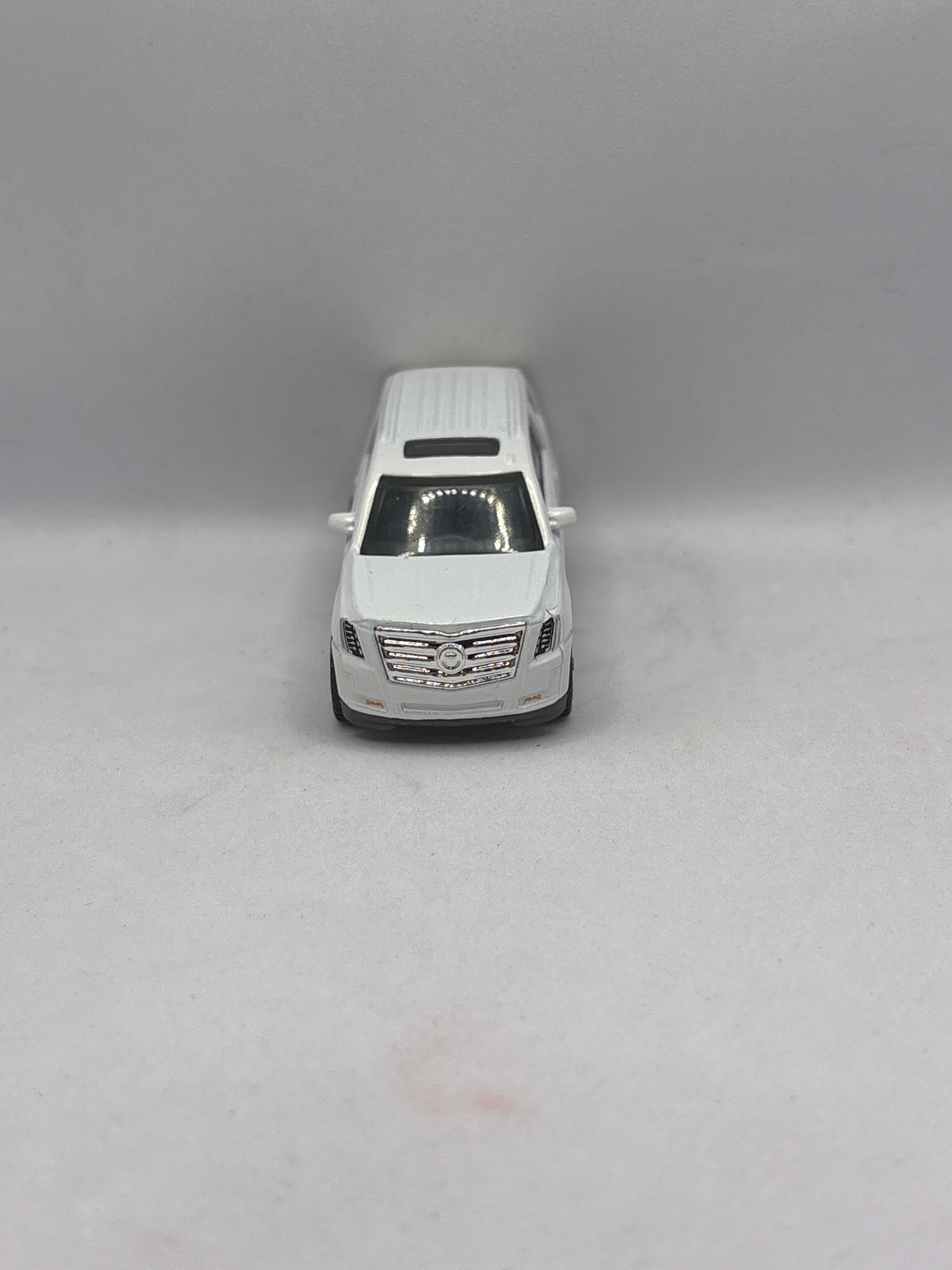 Matchbox 15 Cadillac Escalade Diecast