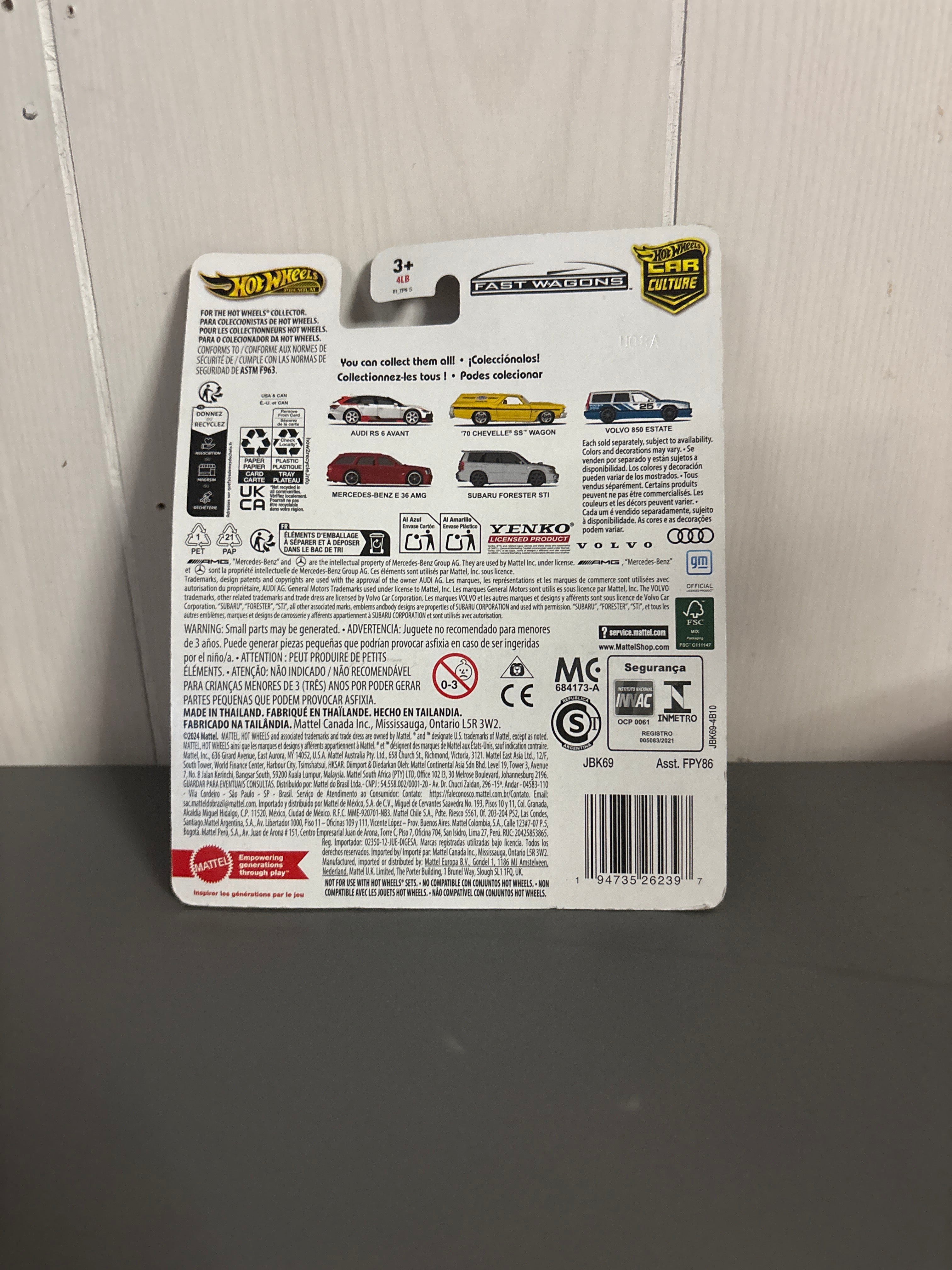Hot Wheels Mercedes-Benz E 36 AMG Diecast red