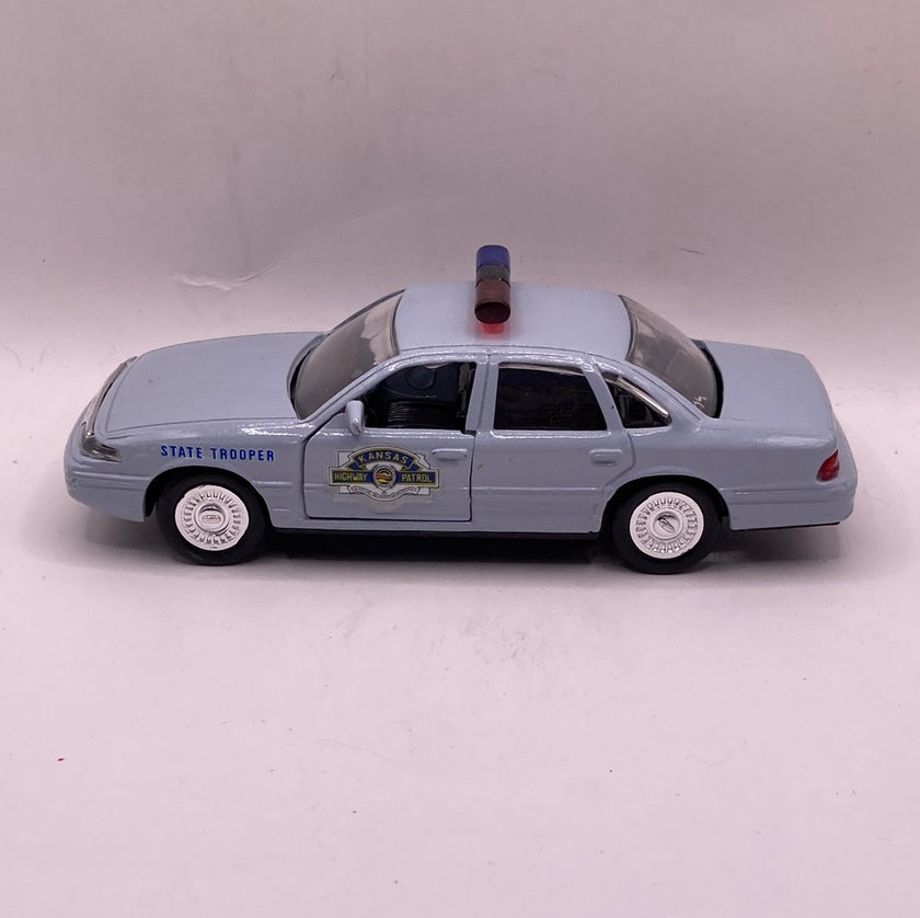 Road Champs Crown Victoria Diecast
