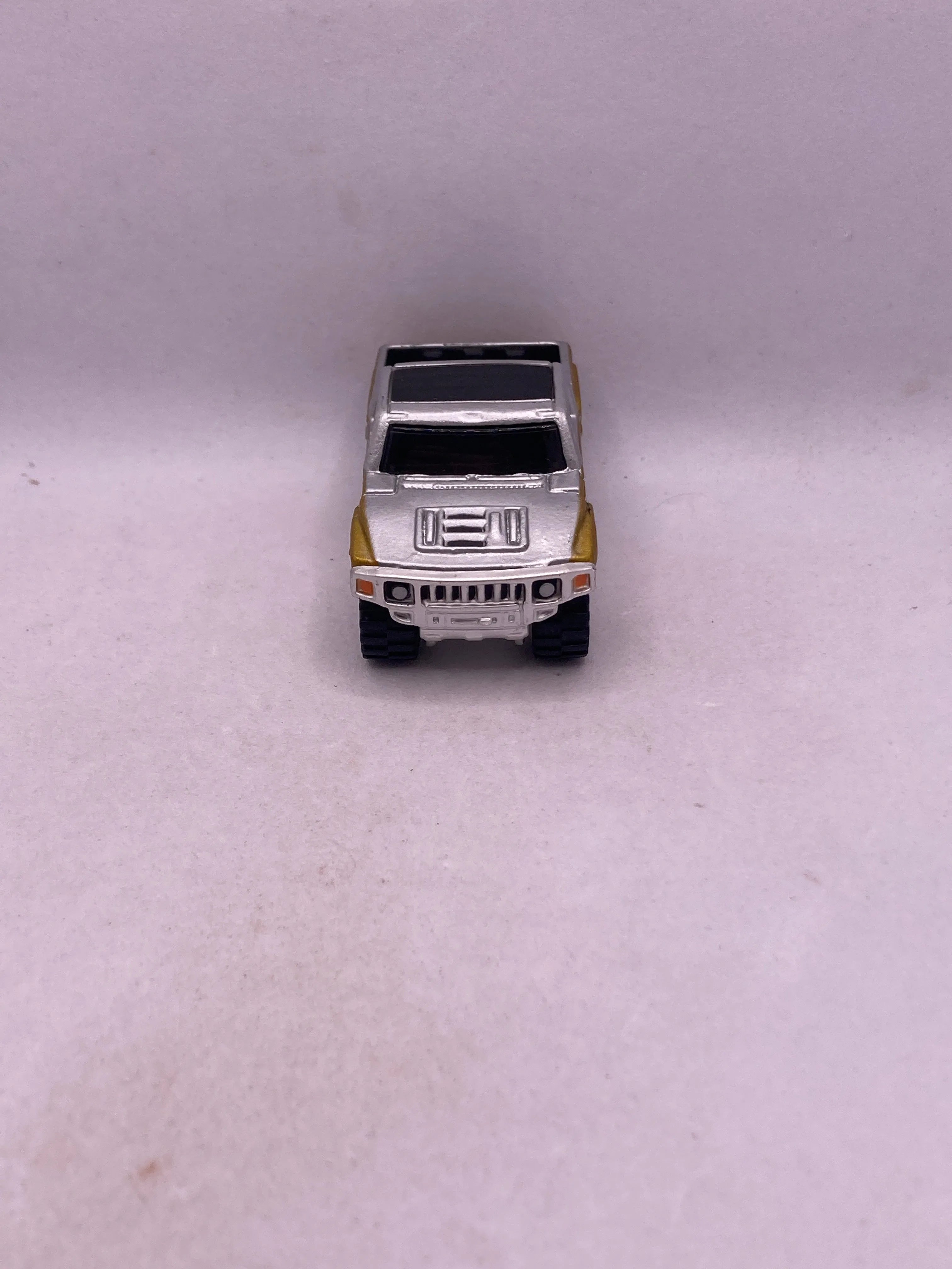 Hot Wheels Hummer H3T Diecast