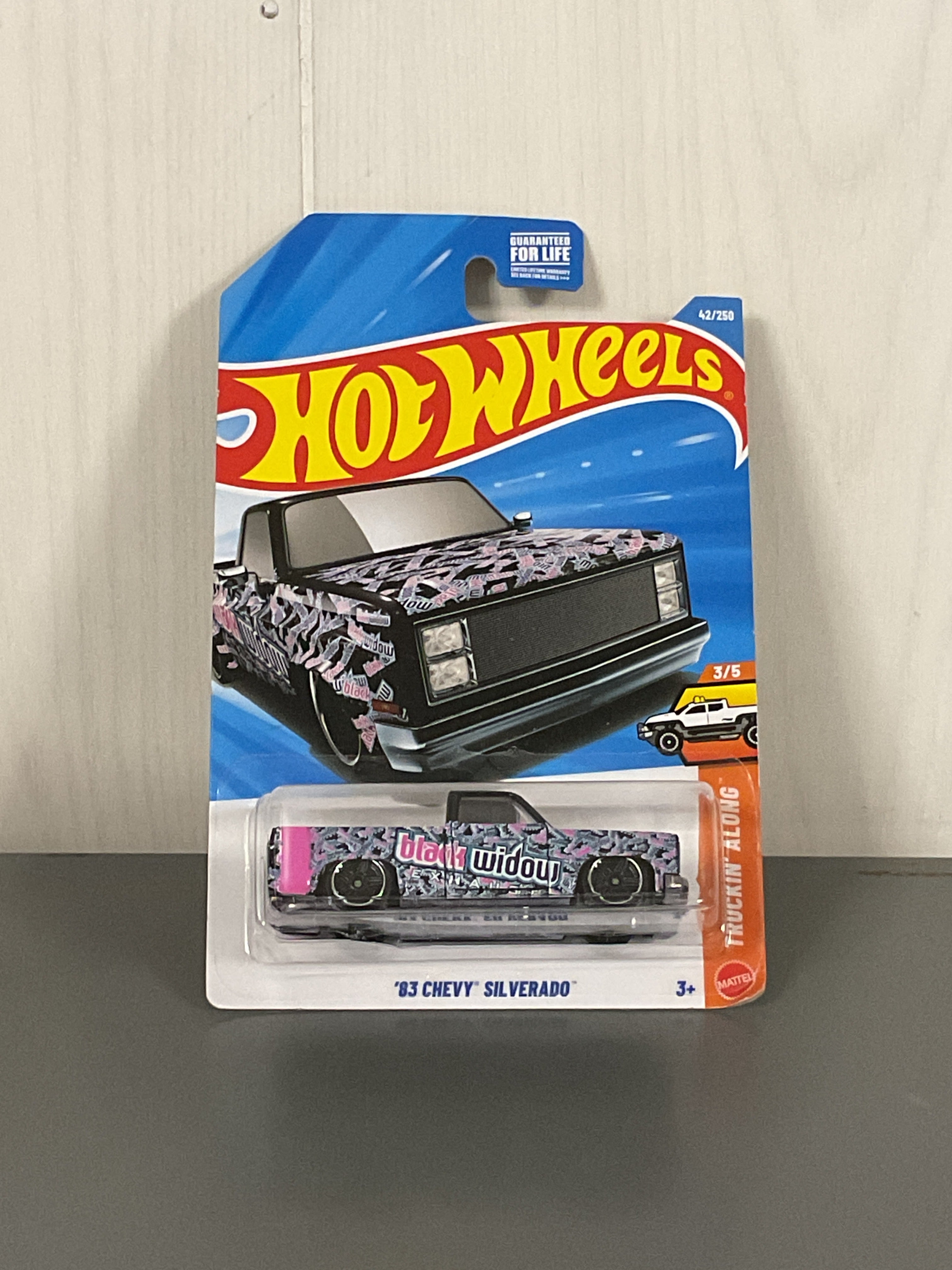 Hot Wheels ‘83 Chevy Silverado Diecast Black