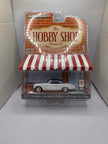 Greenlight 1954 Studebaker Commander Starliner With Vintage Gas Pump Diecast