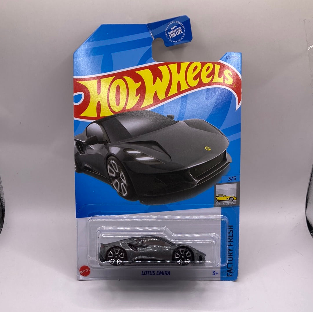 Hot Wheels Lotus Emira