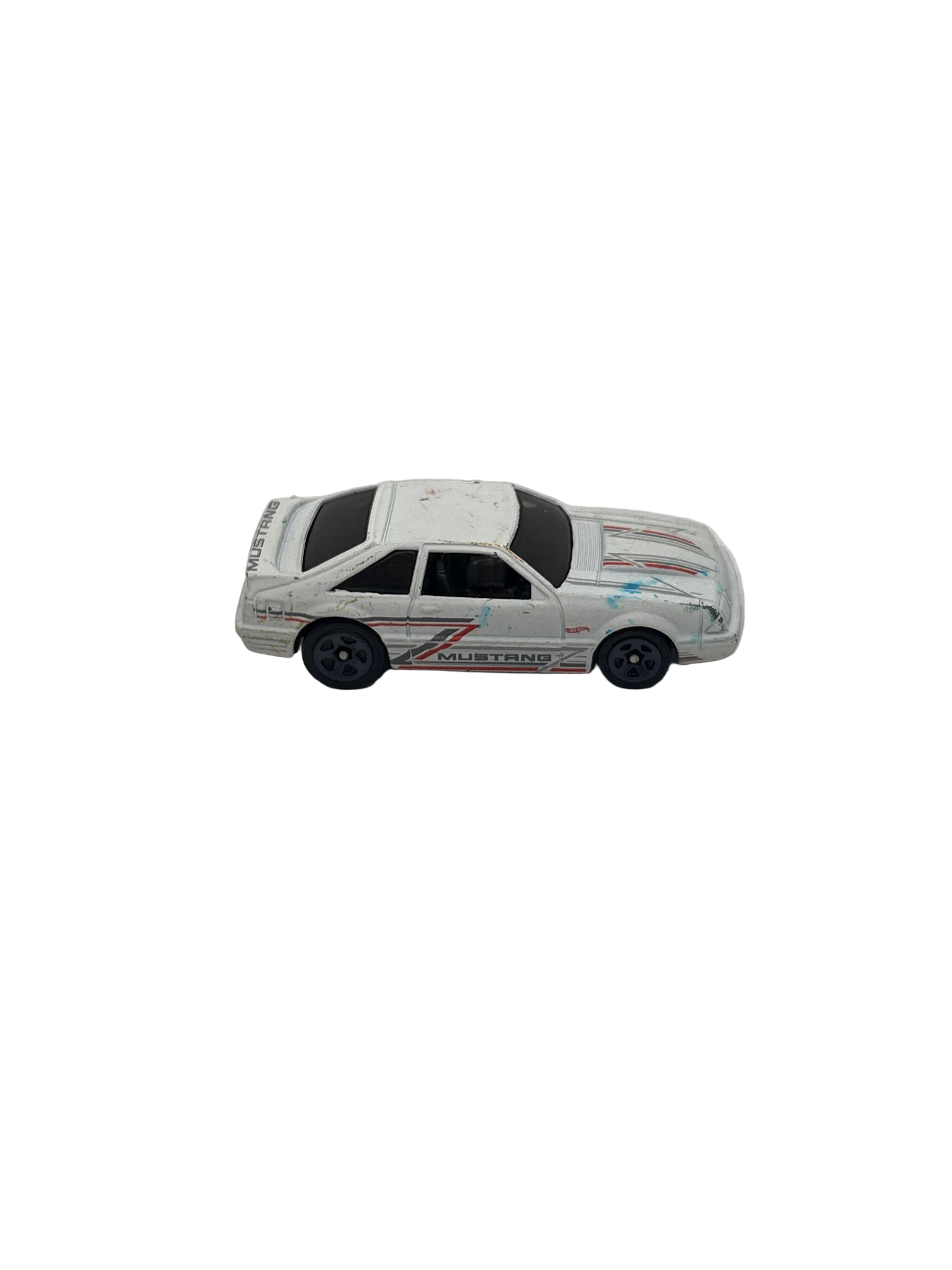Hot Wheels 92 Ford Mustang Diecast white