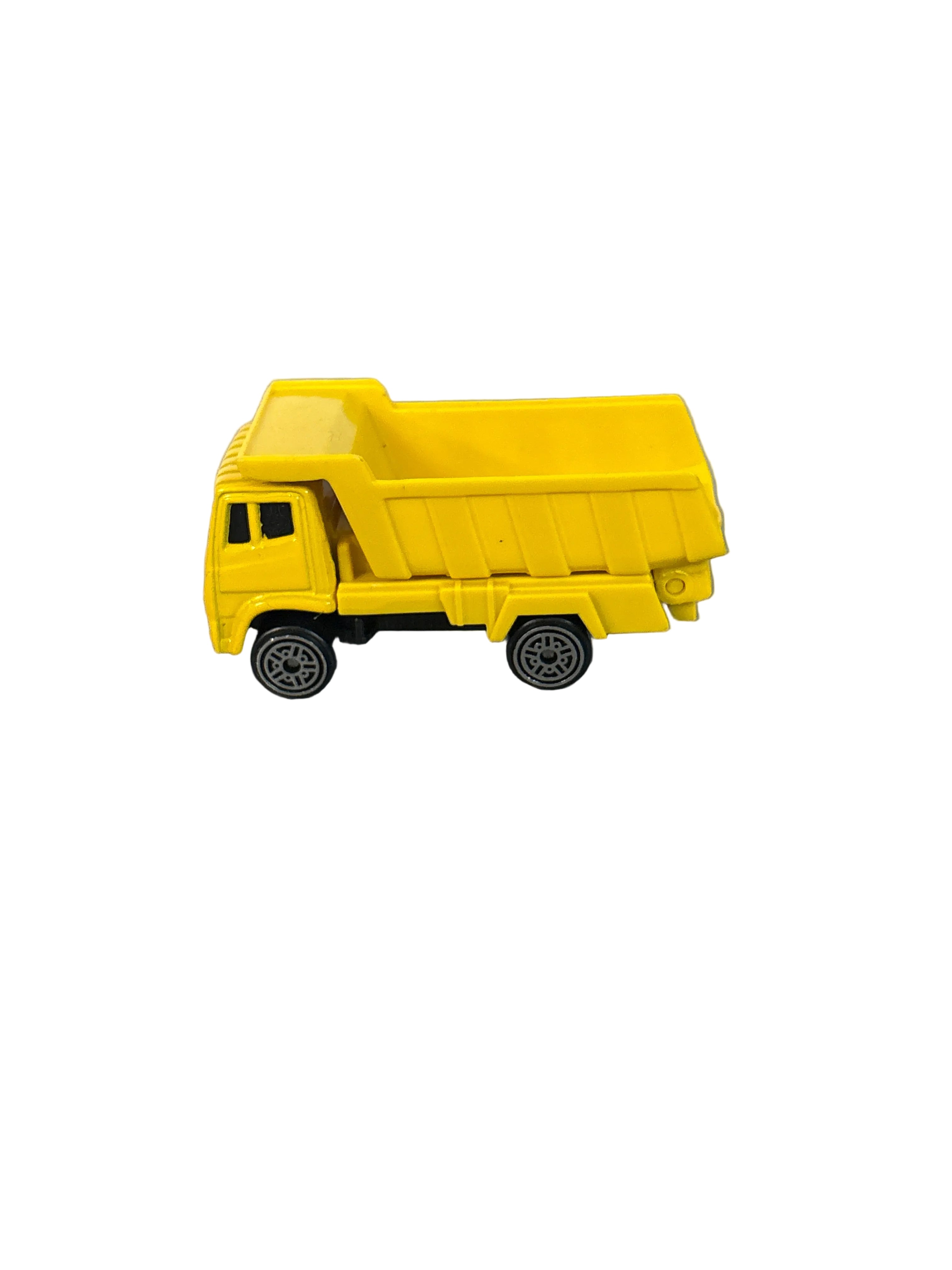 Maisto Dump Truck Diecast yellow