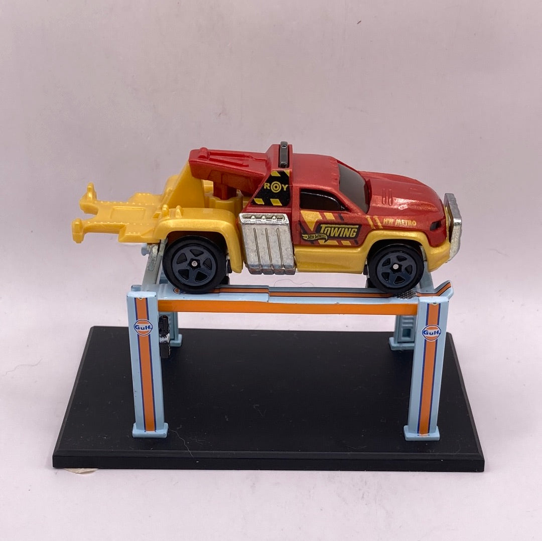 Hot Wheels Repo Duty Diecast