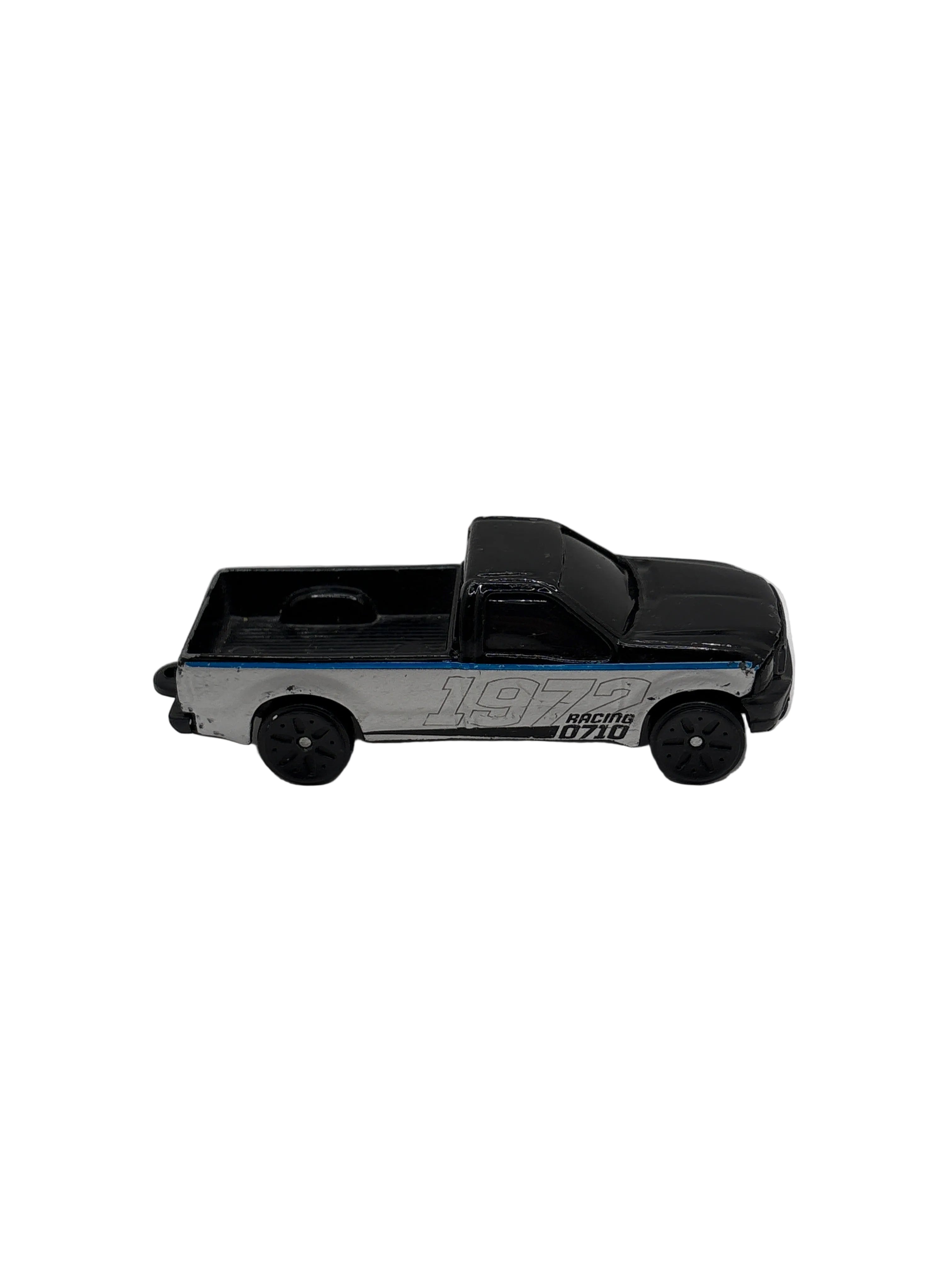 Maisto Ford F350 Super Duty Pickup Diecast multi color