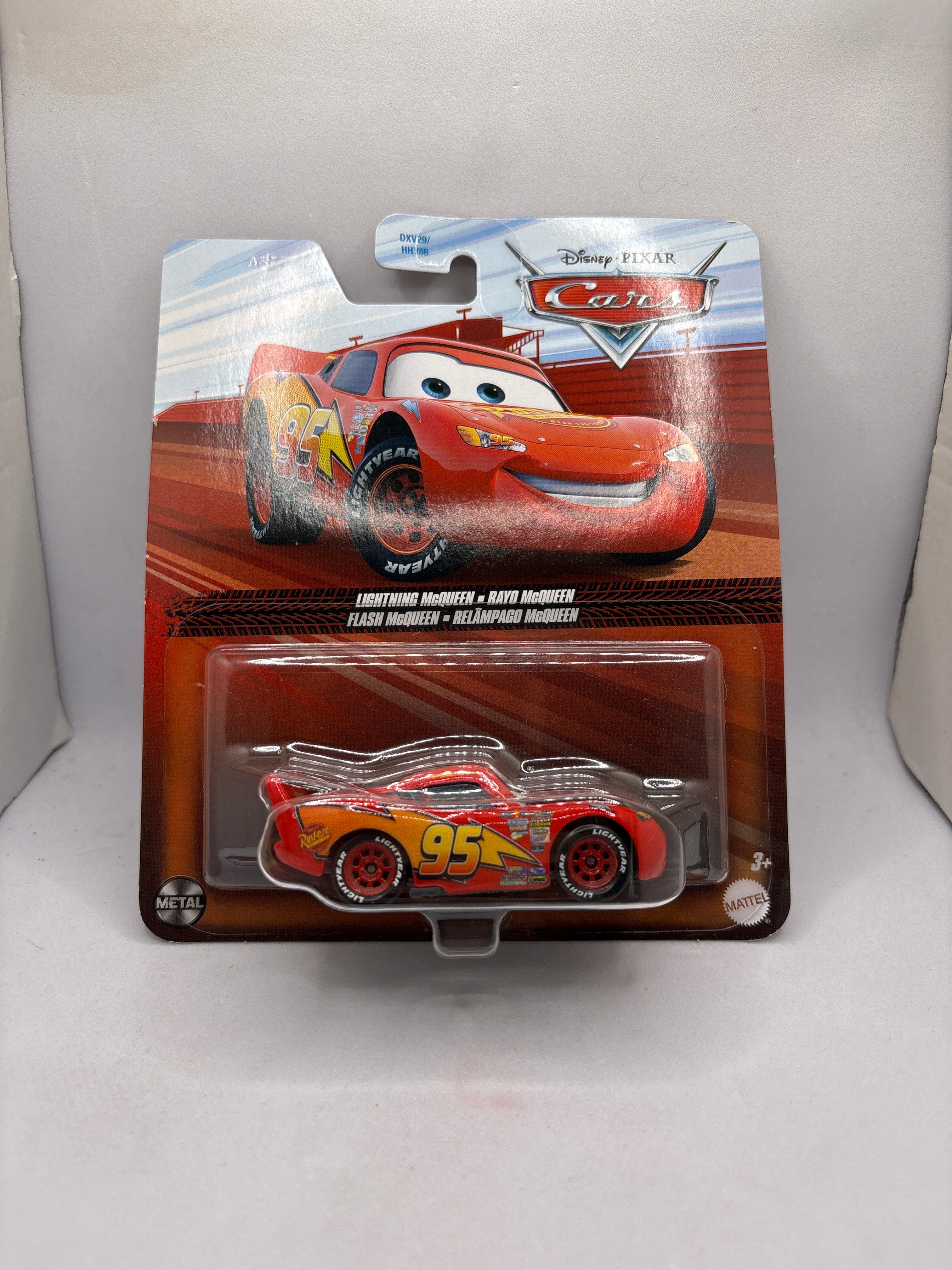 Disney Pixar Cars Lightning McQueen Diecast