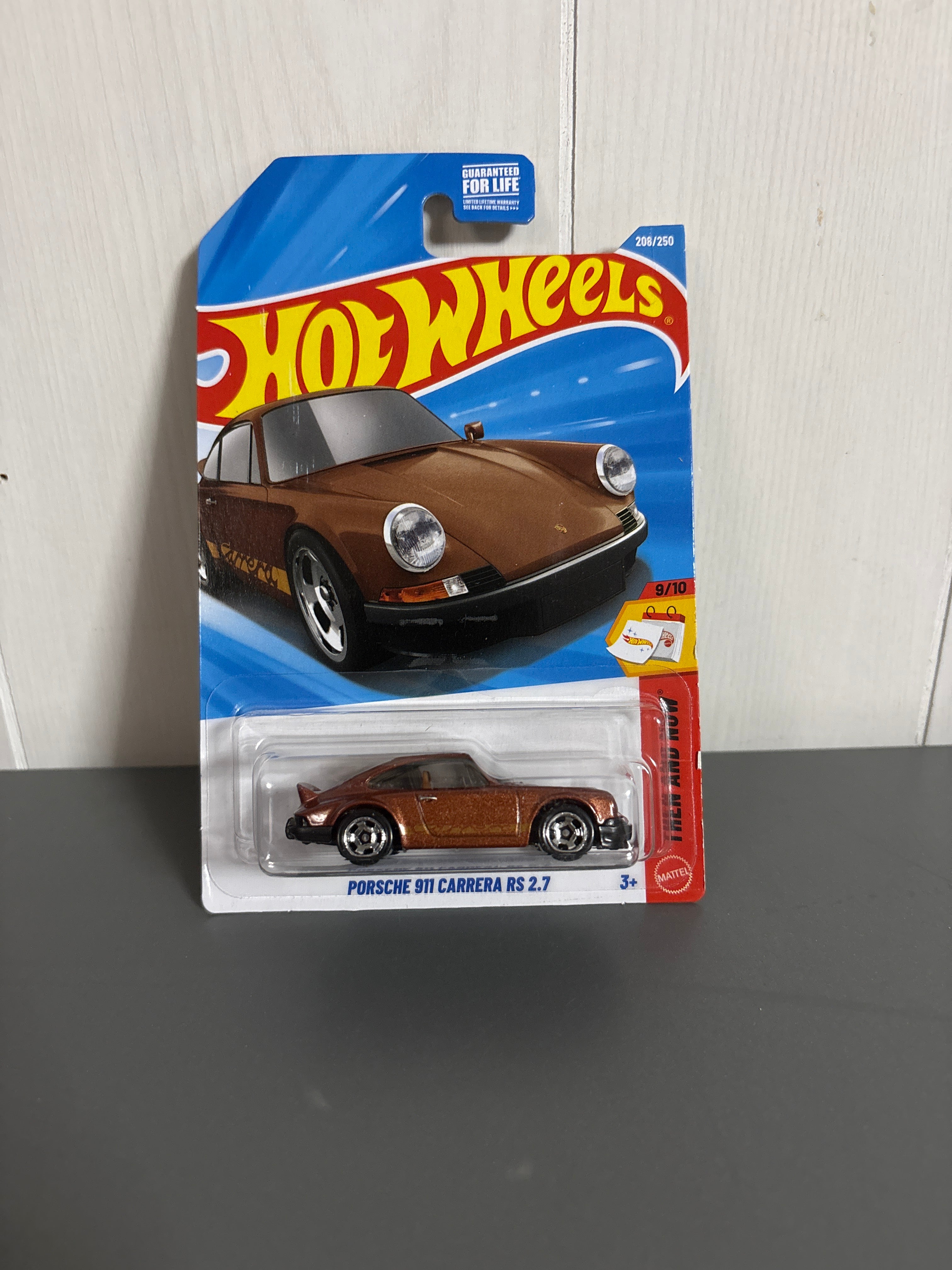 Hot Wheels Porsche 911 Carrera RS 2.7 Diecast