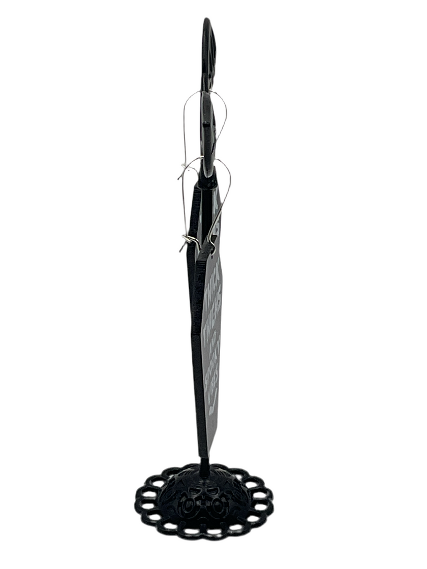 Pendientes de muslos gruesos y vibraciones espeluznantes