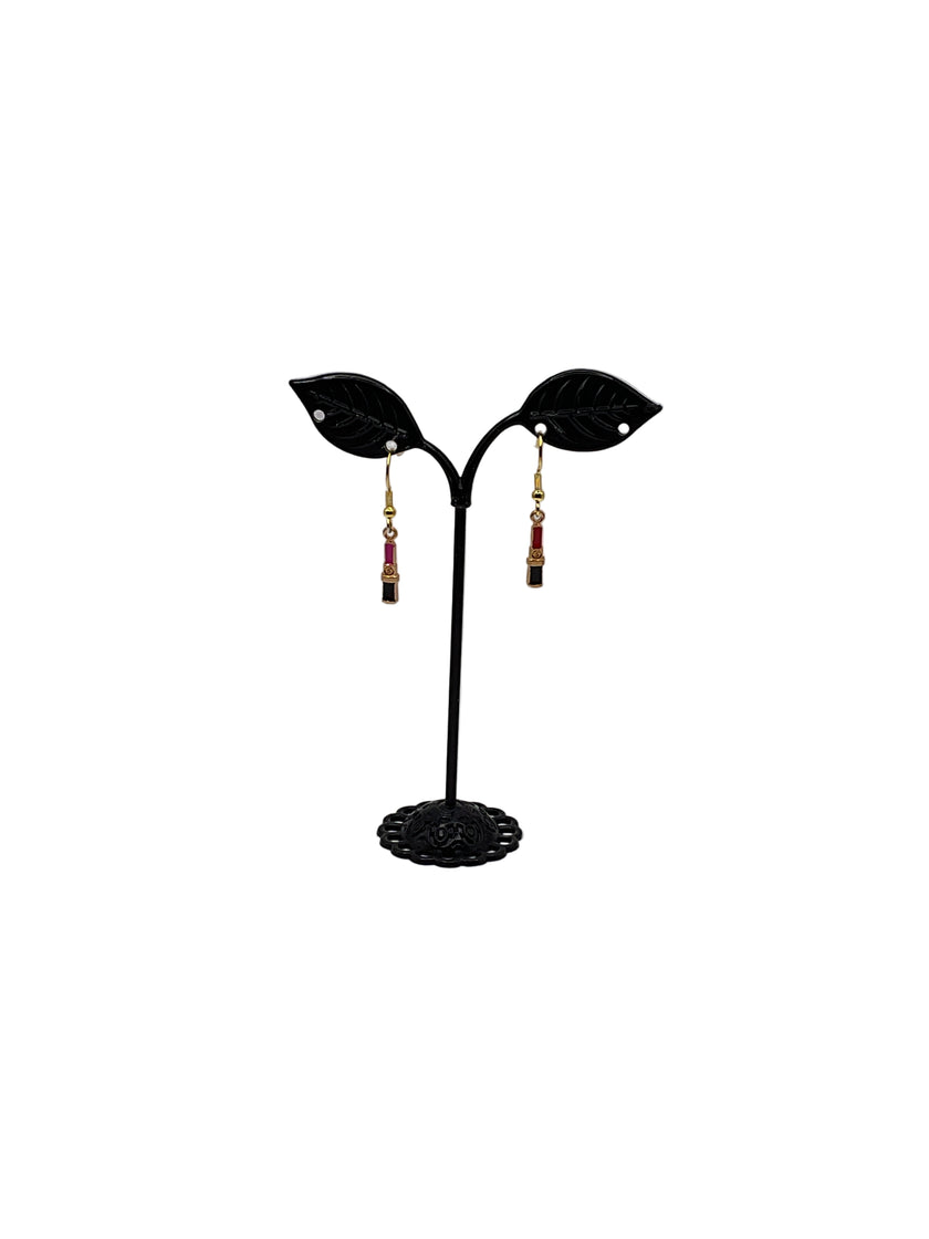 Pendientes de lápiz labial