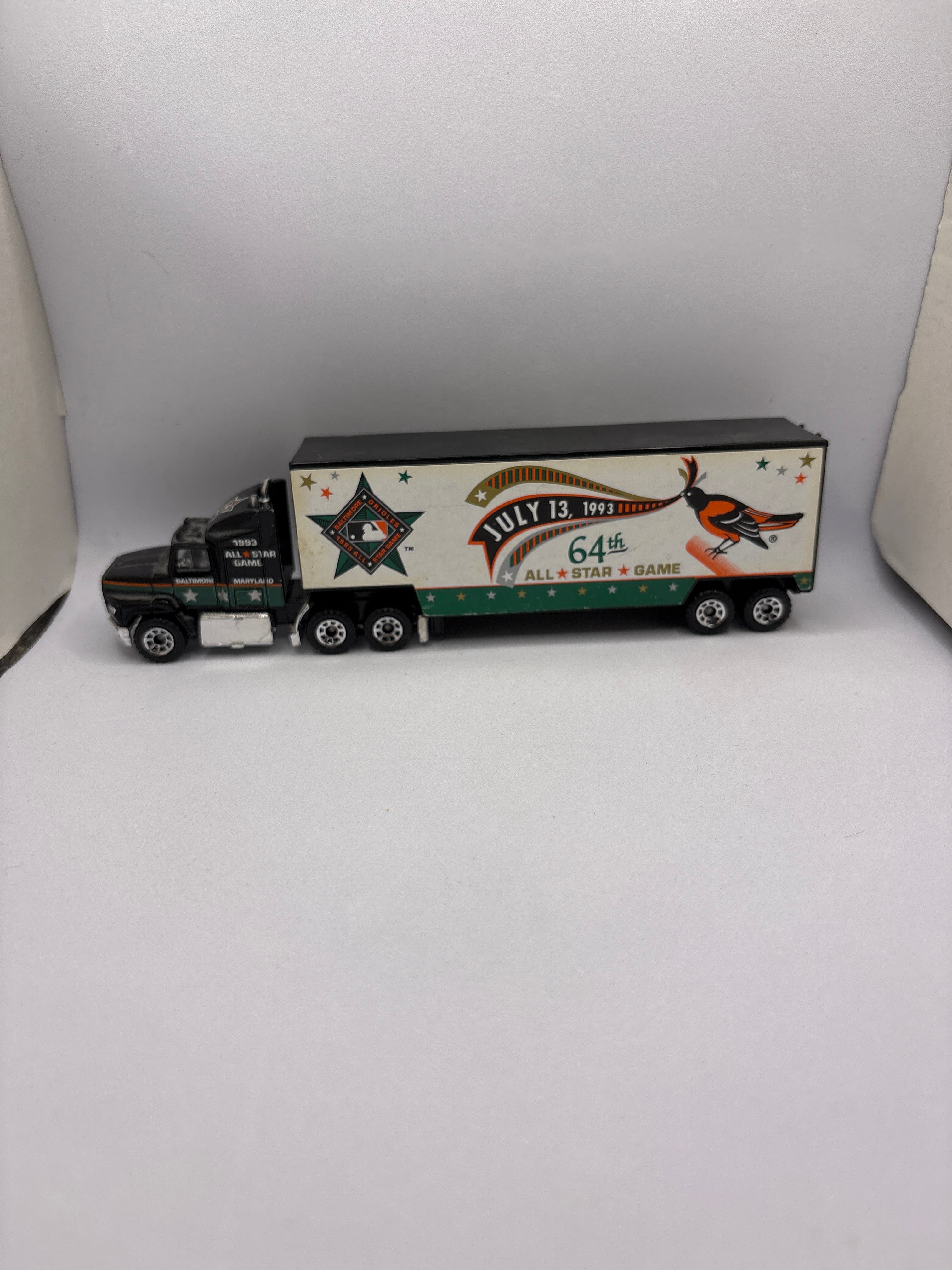 Matchbox All Star Game Tractor Trailer Diecast