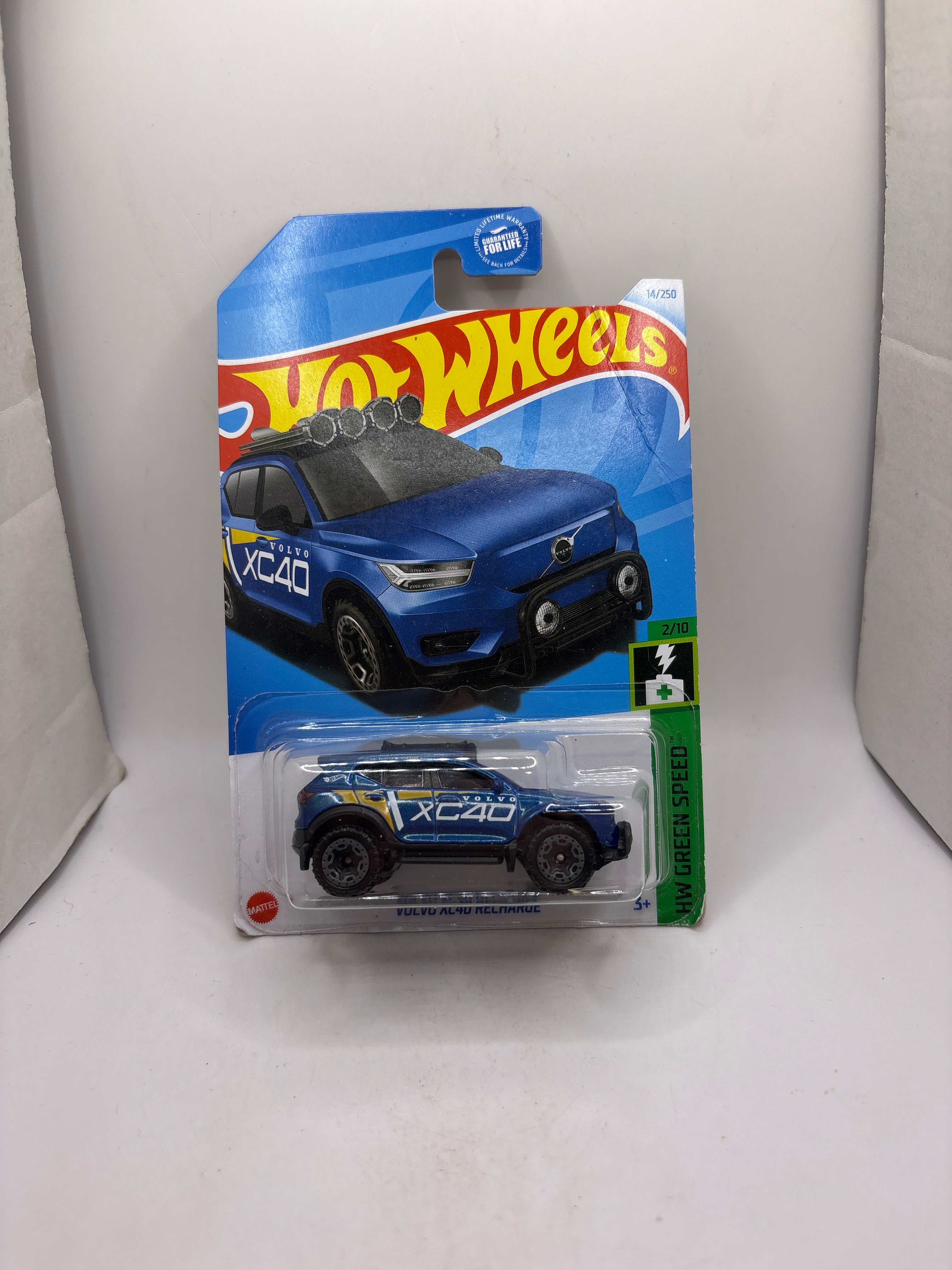 Hot Wheels Volvo XC40 Recharge Diecast